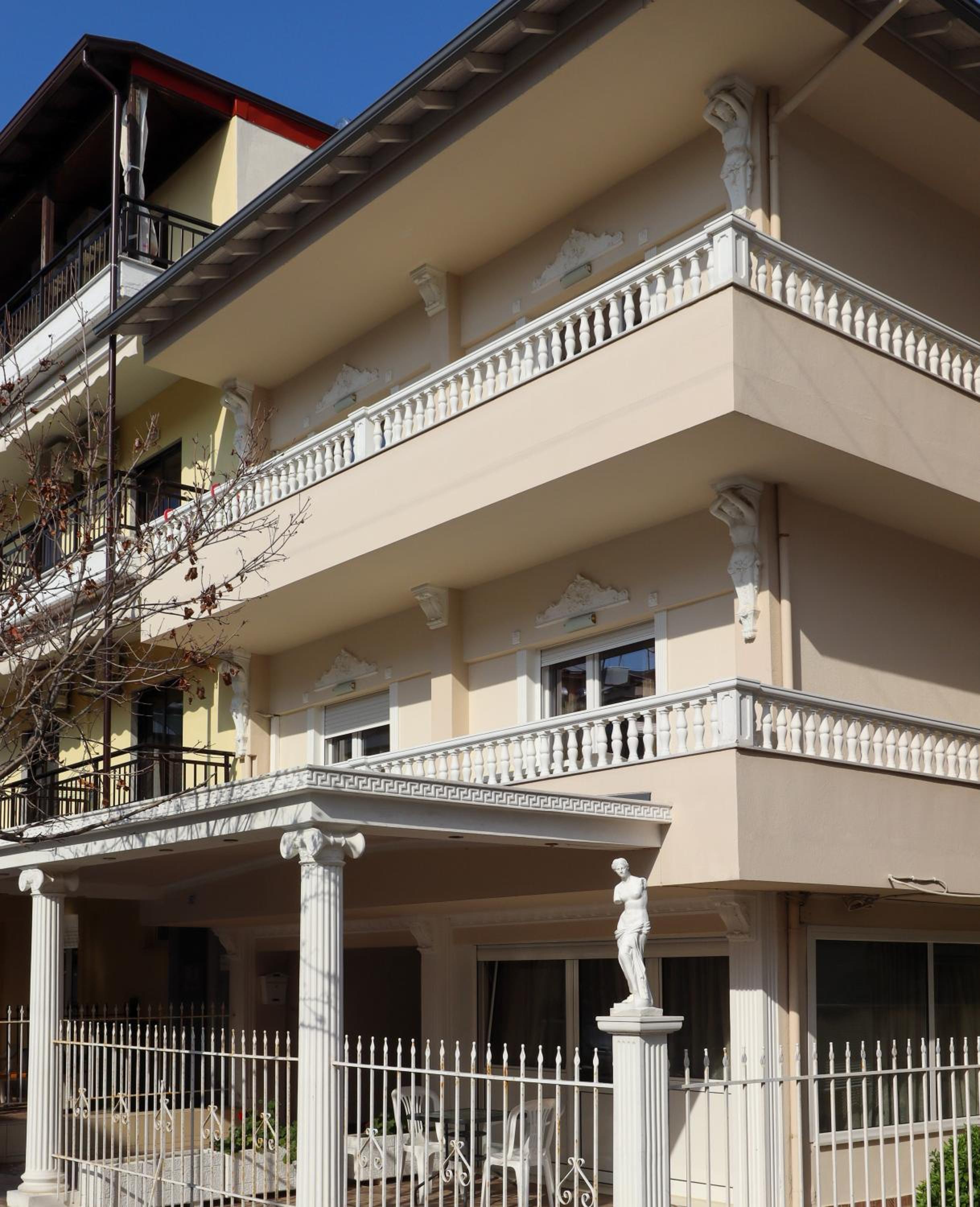 Indigo luxury apartments