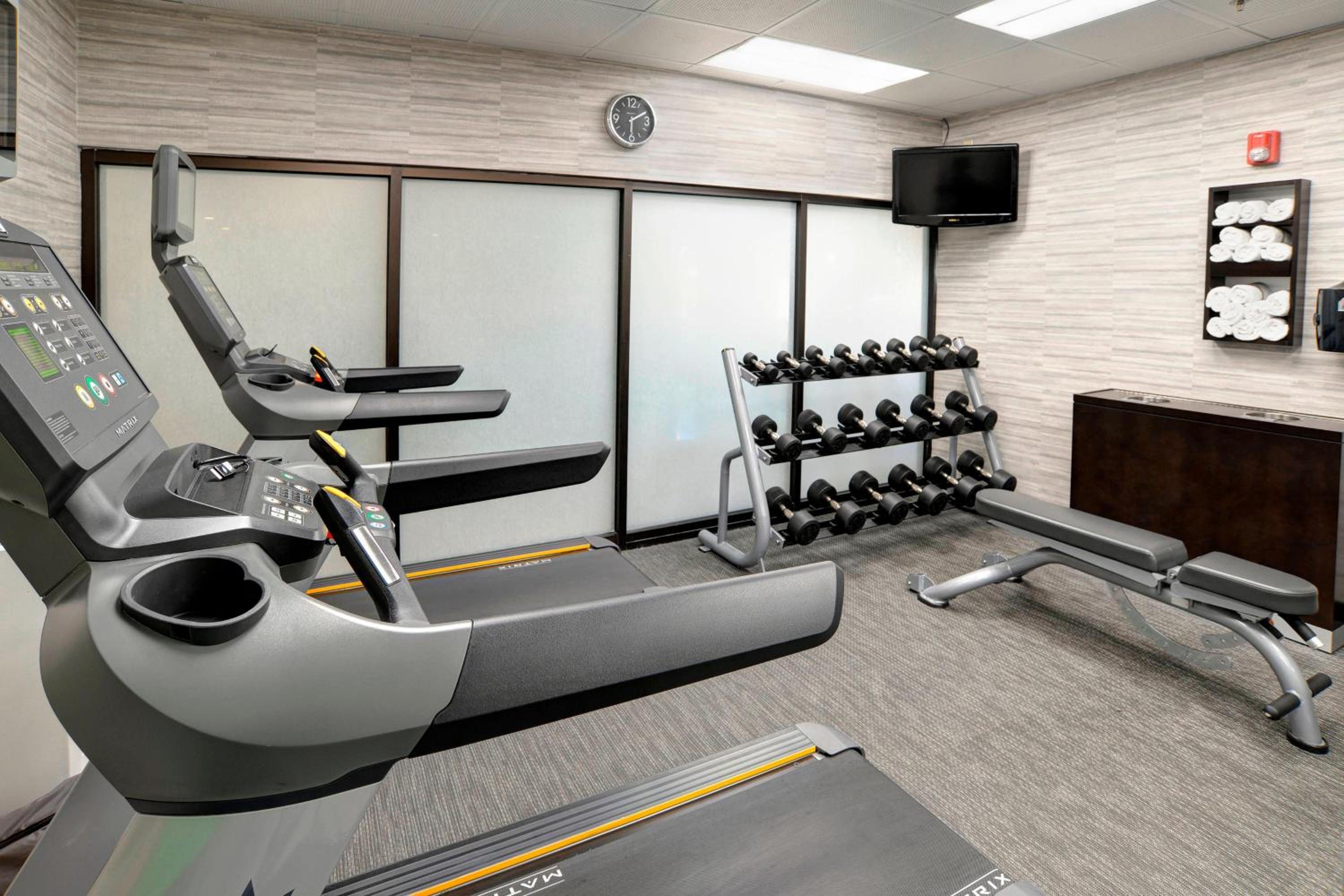 Kokomo Vacations - Courtyard by Marriott Kokomo - Property Image 3