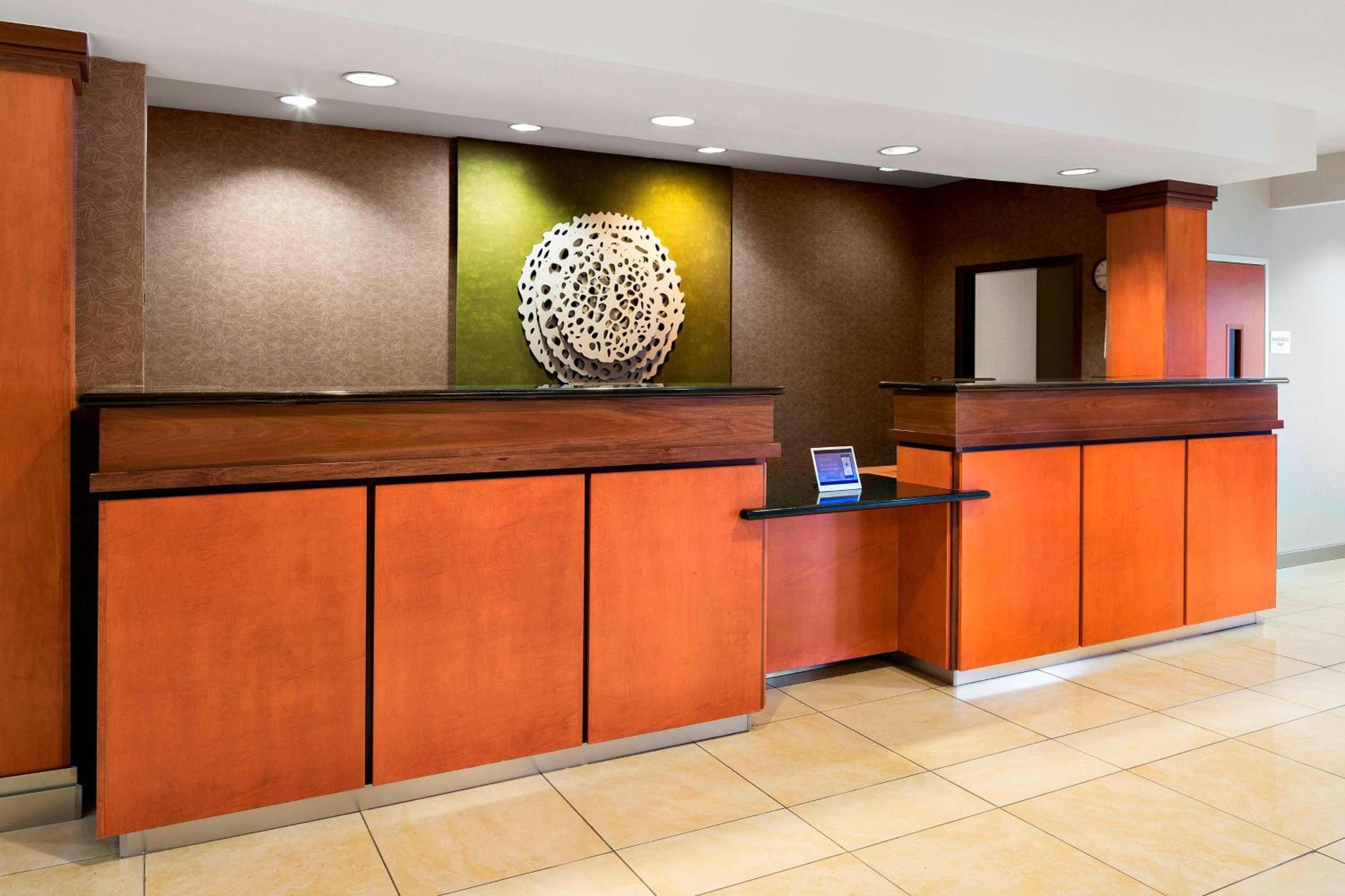Hobbs Vacations - Fairfield Inn  Suites by Marriott Hobbs - Property Image 3