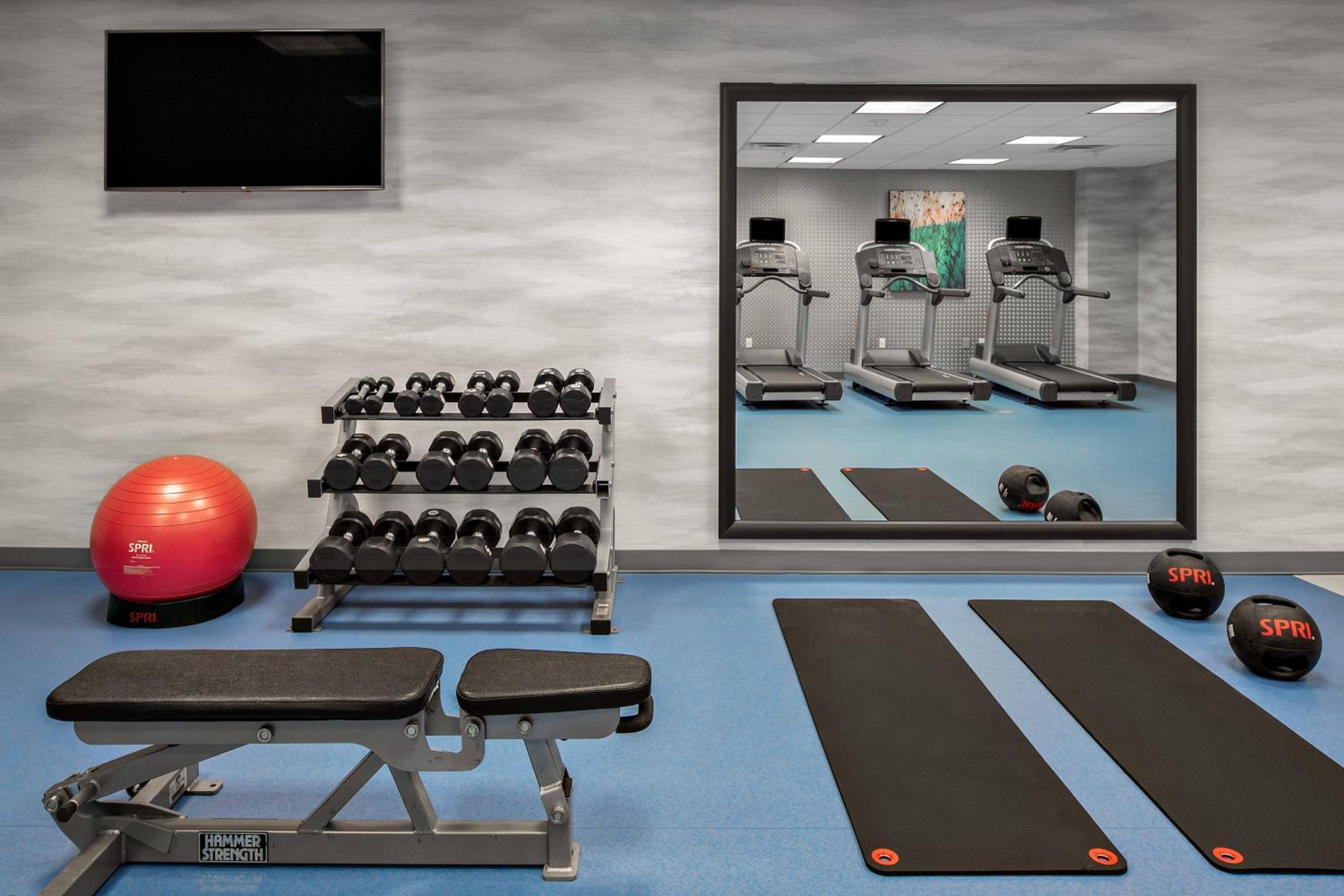Hobbs Vacations - Fairfield Inn  Suites by Marriott Hobbs - Property Image 5