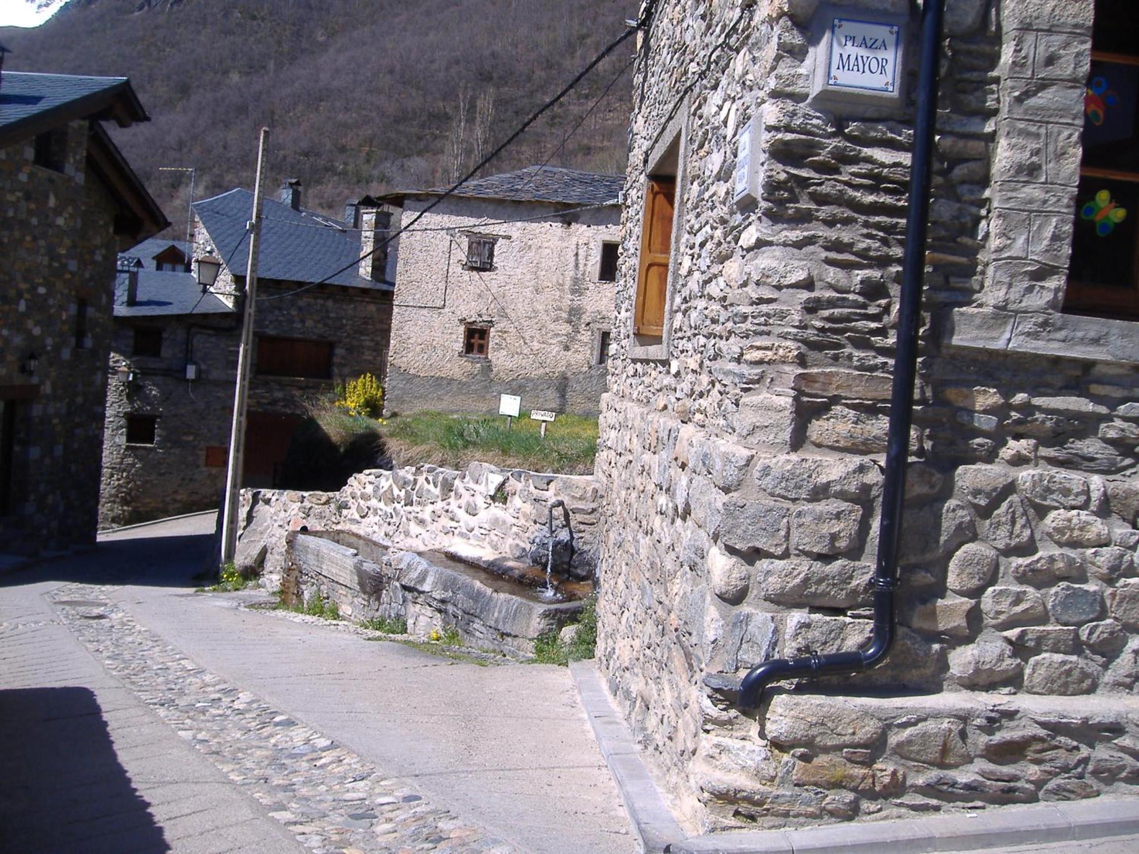 Hostal Casa Lacreu