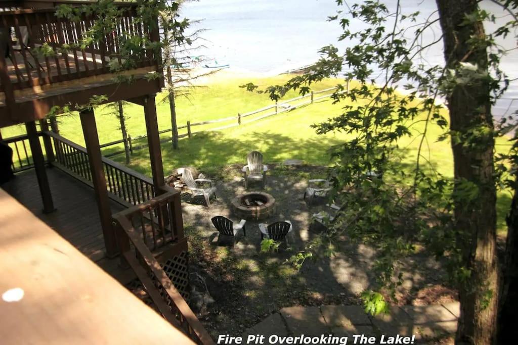 Waterfront Stagshead Lakehouse at Lake Arrowhead