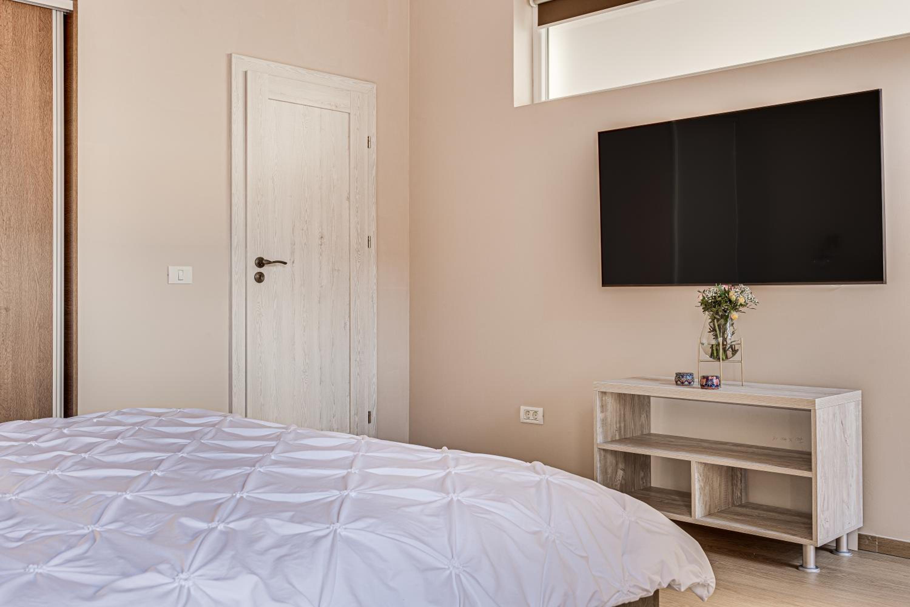 Ultra Central Apartment with Private Terrace
