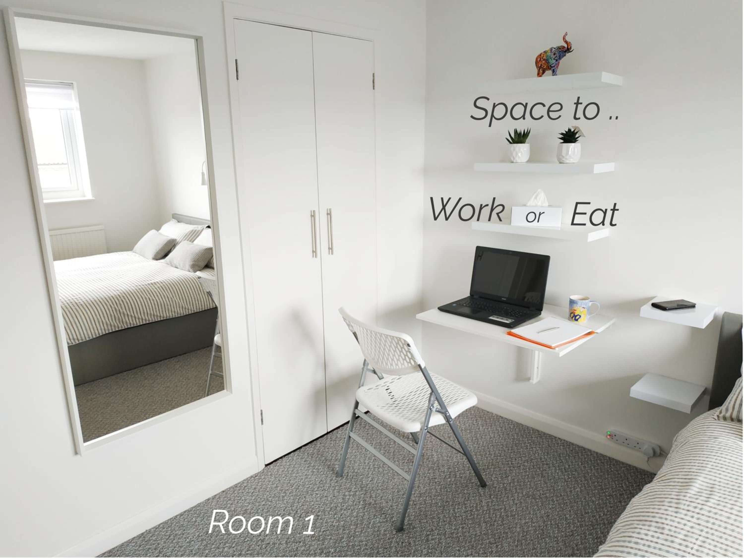 Town House Chantry - With Self Check In and Free Parking - Rooms at ipswichdigs view 3