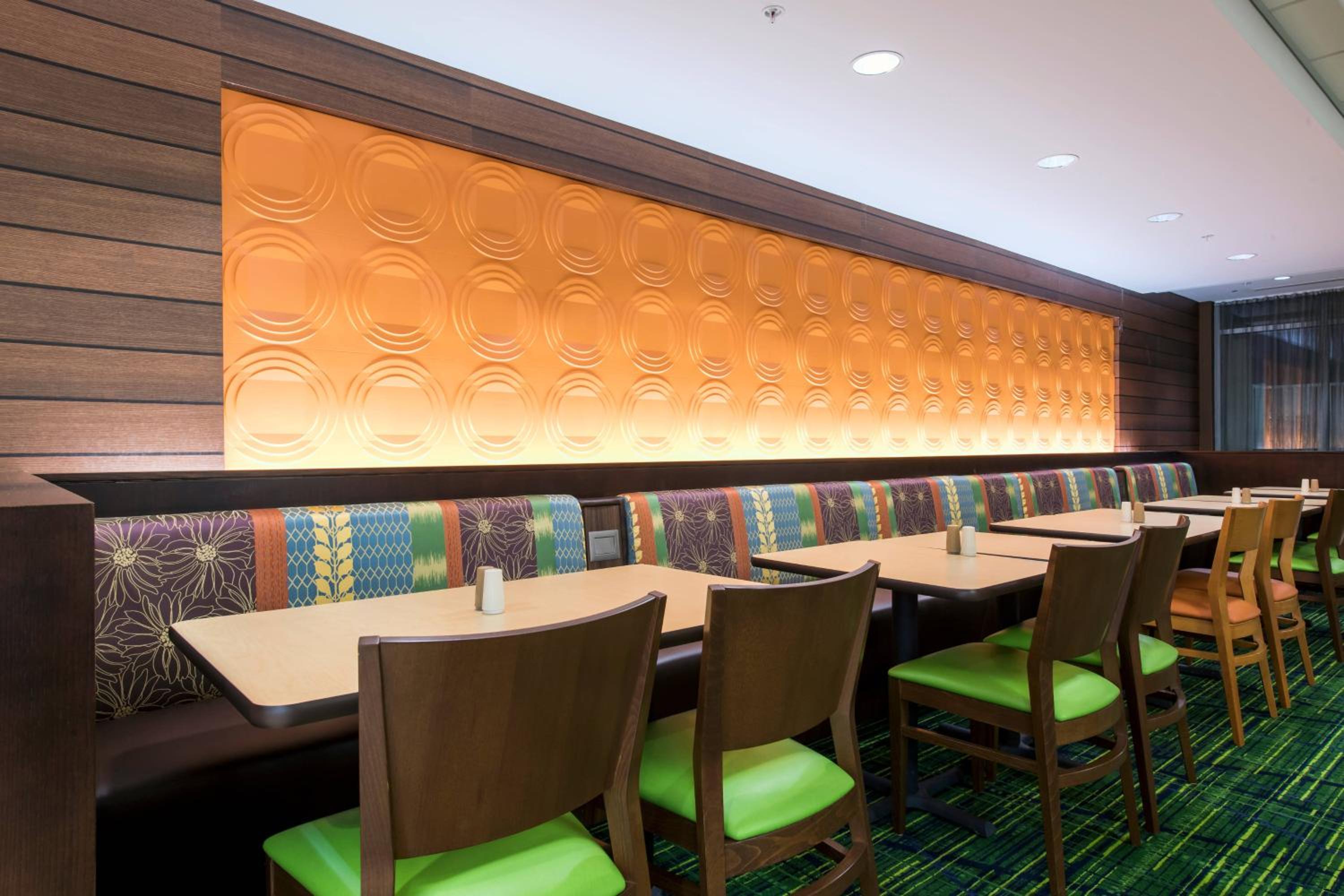 Fairfield Inn  Suites by Marriott Leavenworth - Property Image 9