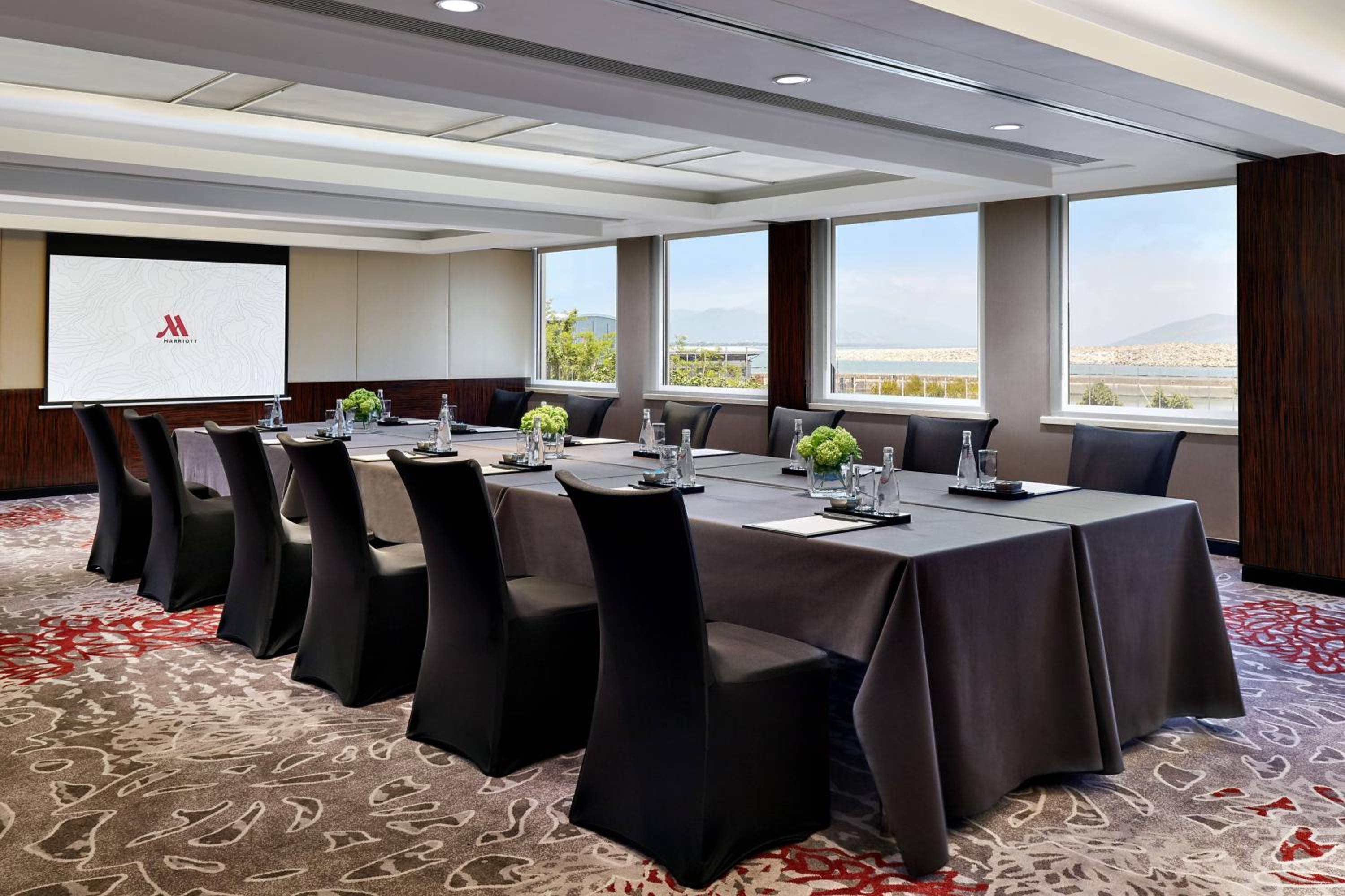 Hong Kong SkyCity Marriott Hotel