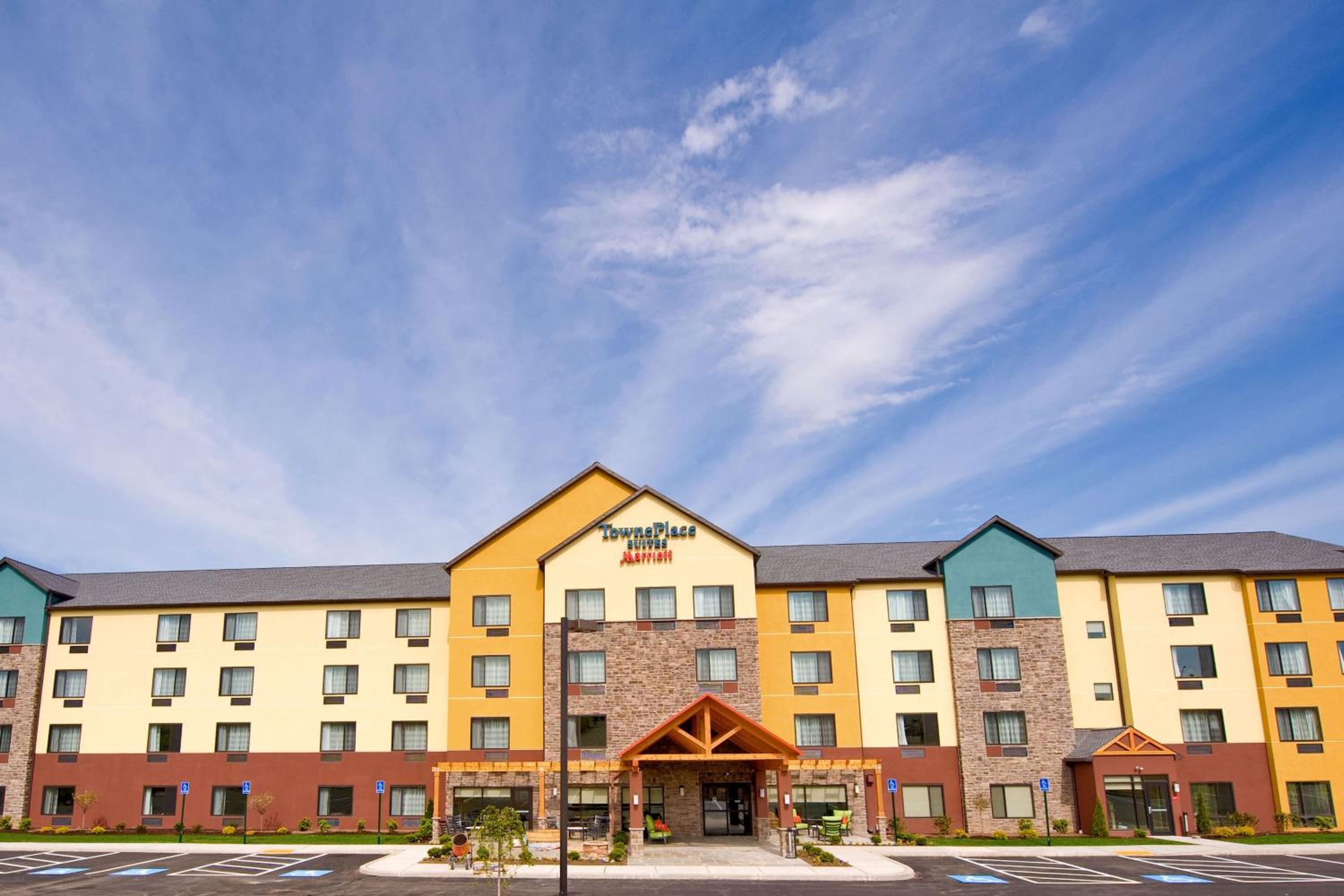Scranton Vacations - TownePlace Suites by Marriott Scranton Wilkes-Barre - Property Image 1
