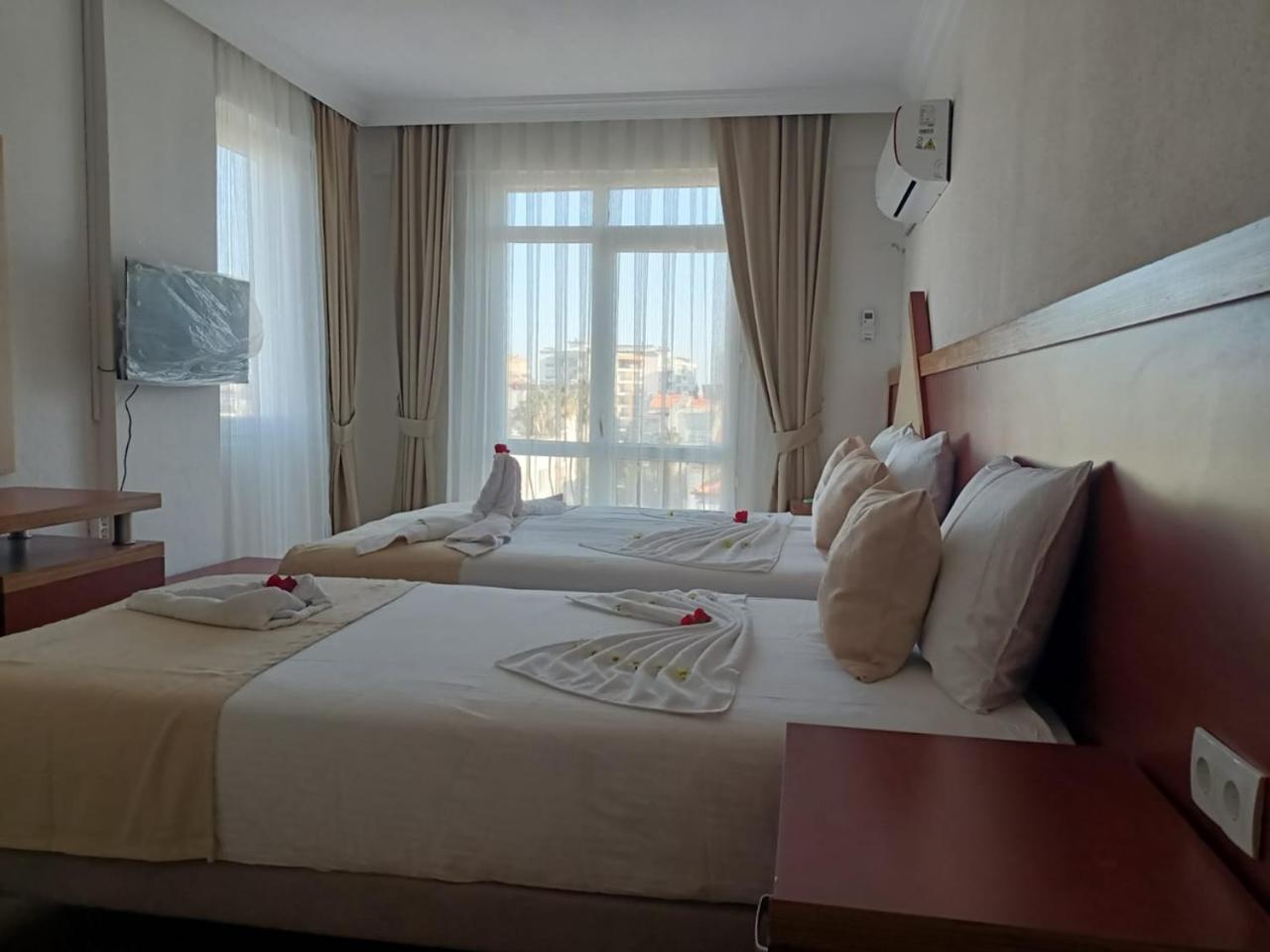 Far Life Hotel - Image 52