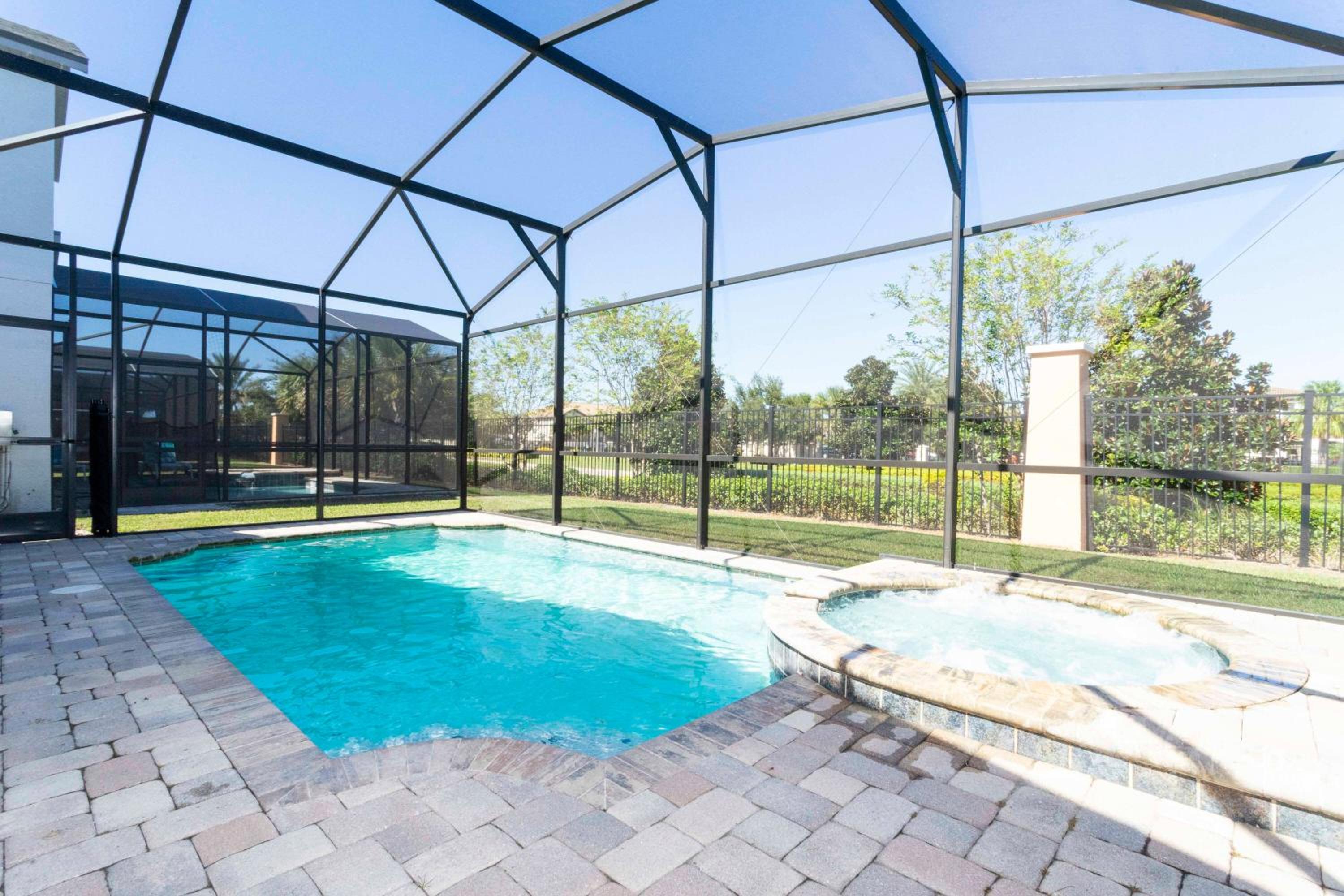 Beautiful 6 Bedrooms at Solara Resort 8909 view 2