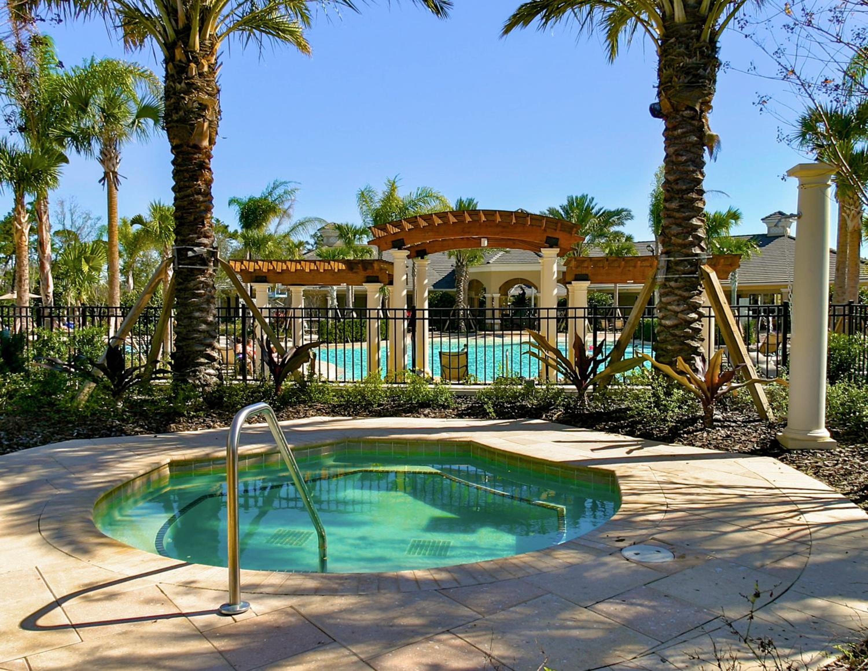 Incredible Condo - 5 Min to Disney Windsor Hills