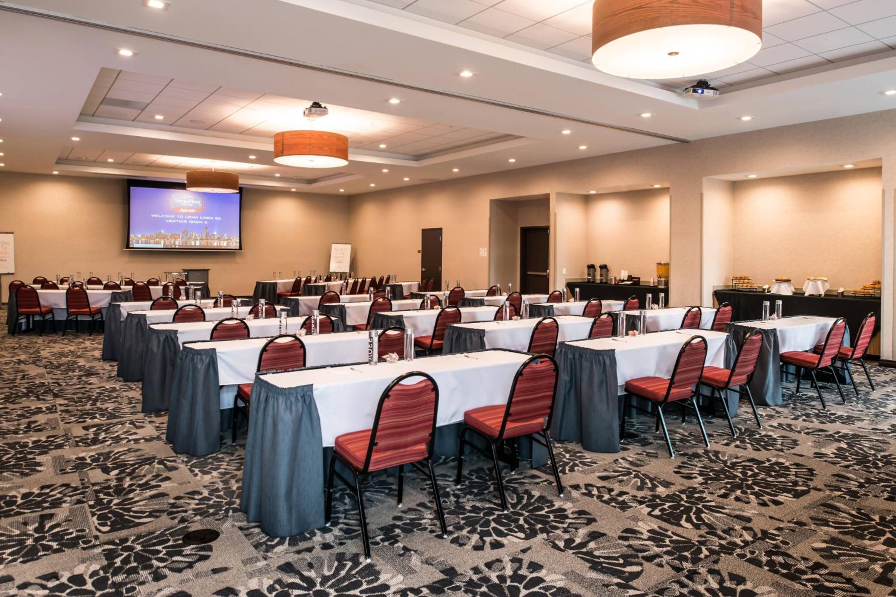 TownePlace Suites by Marriott San Bernardino Loma Linda - Property Image 46