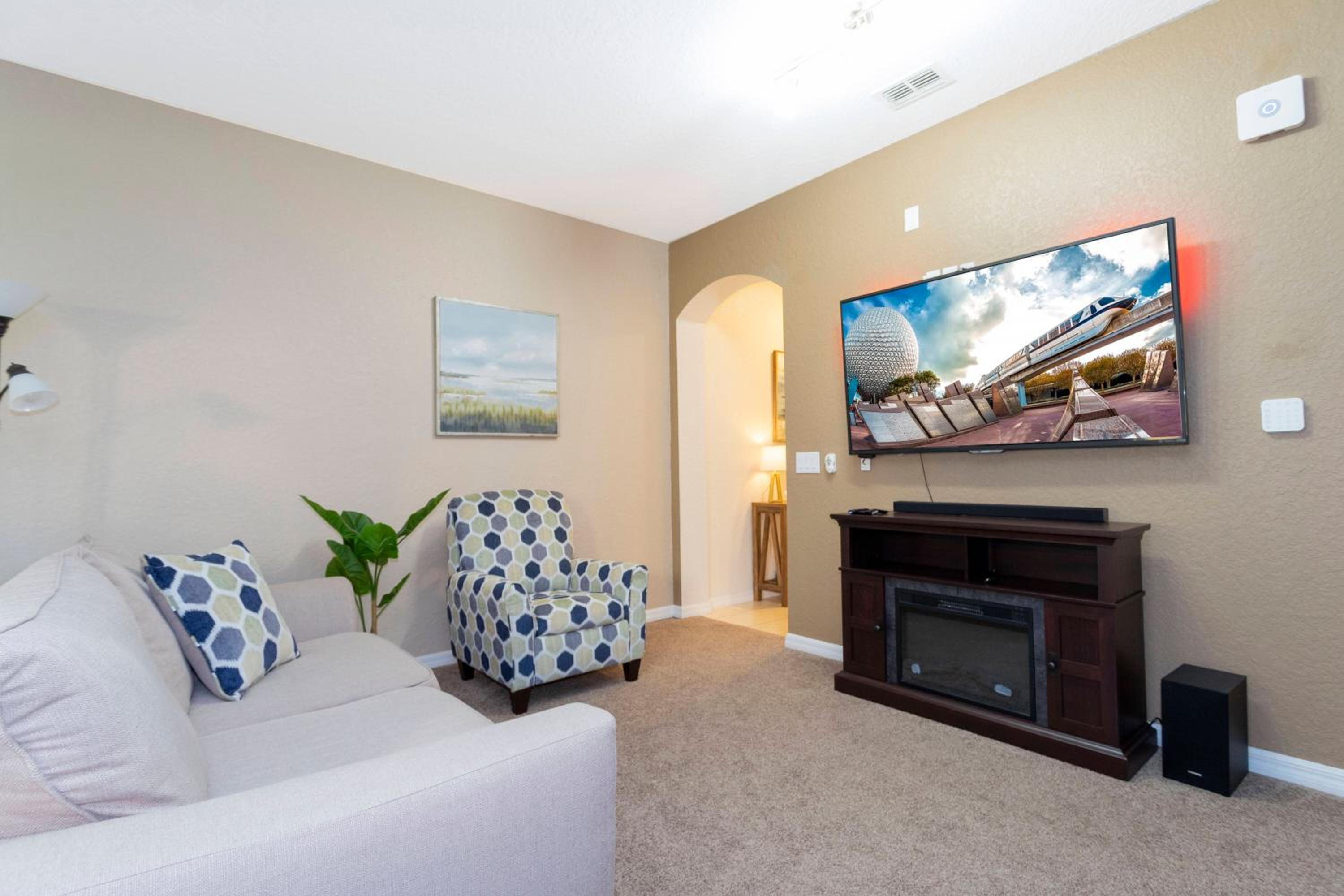 Regal Magical - 3BR Cozy Townhouse Near Disney view 5