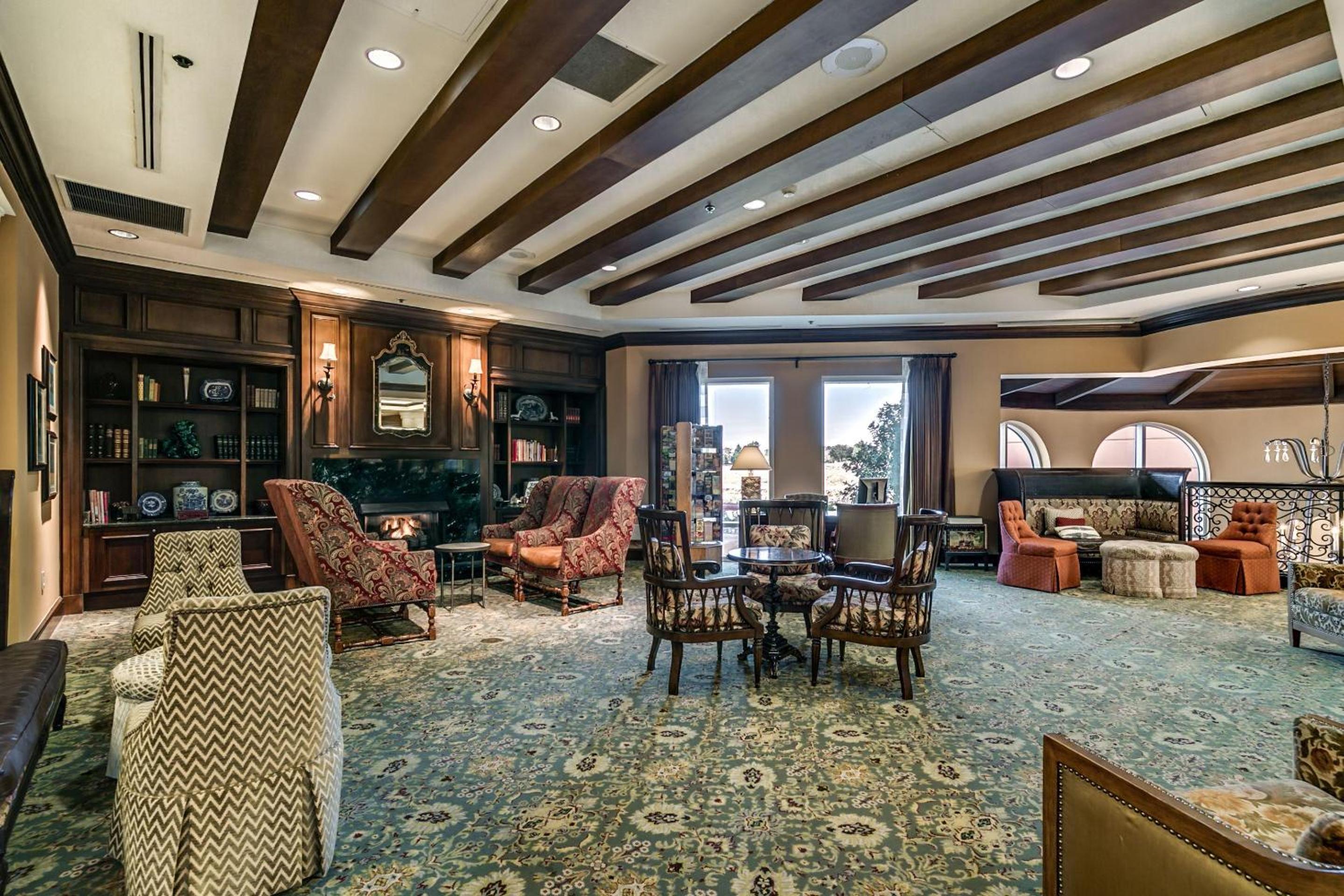 lounge