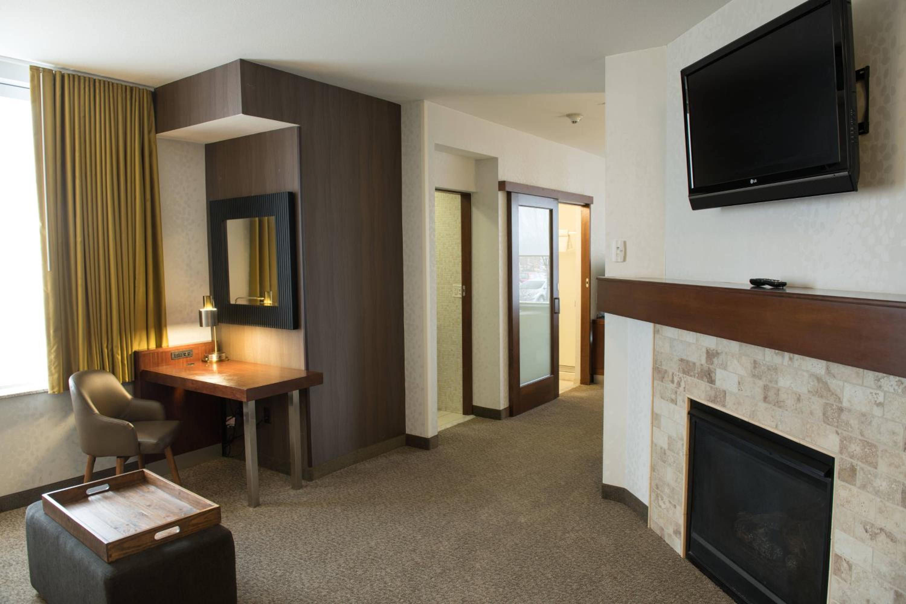 Logan Vacations - SpringHill Suites by Marriott Logan - Property Image 4