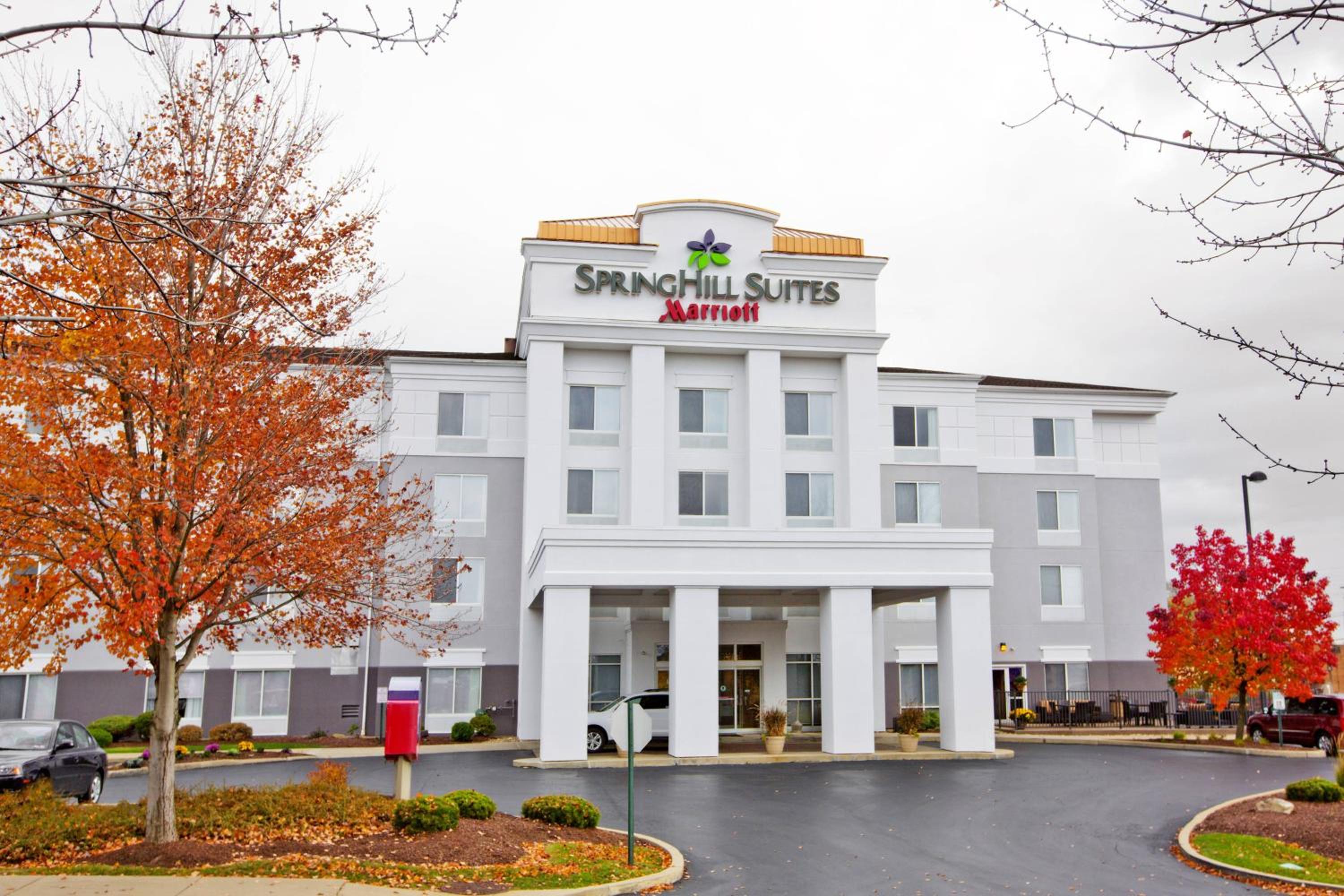 SpringHill Suites Pittsburgh Monroeville - Property Image 1