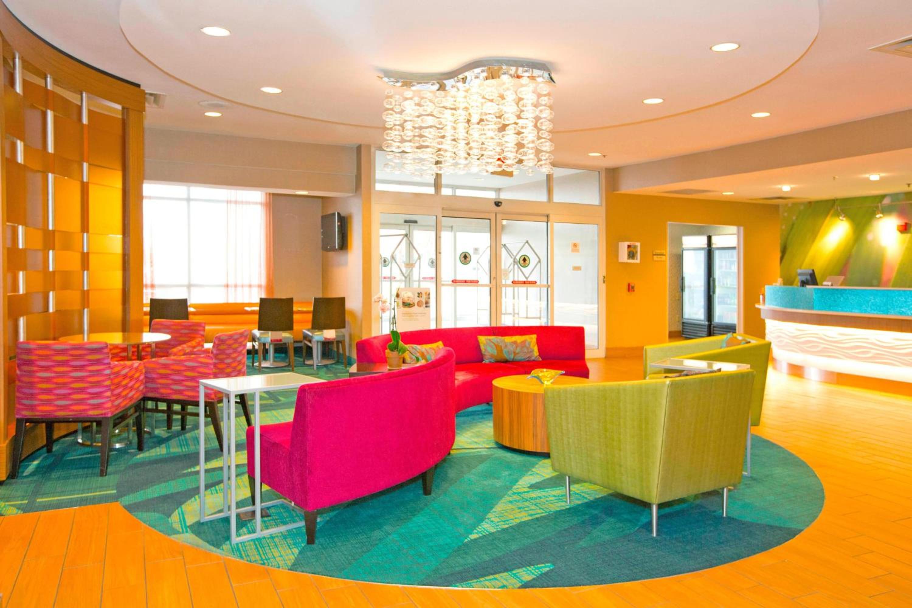 SpringHill Suites Pittsburgh Monroeville - Property Image 2