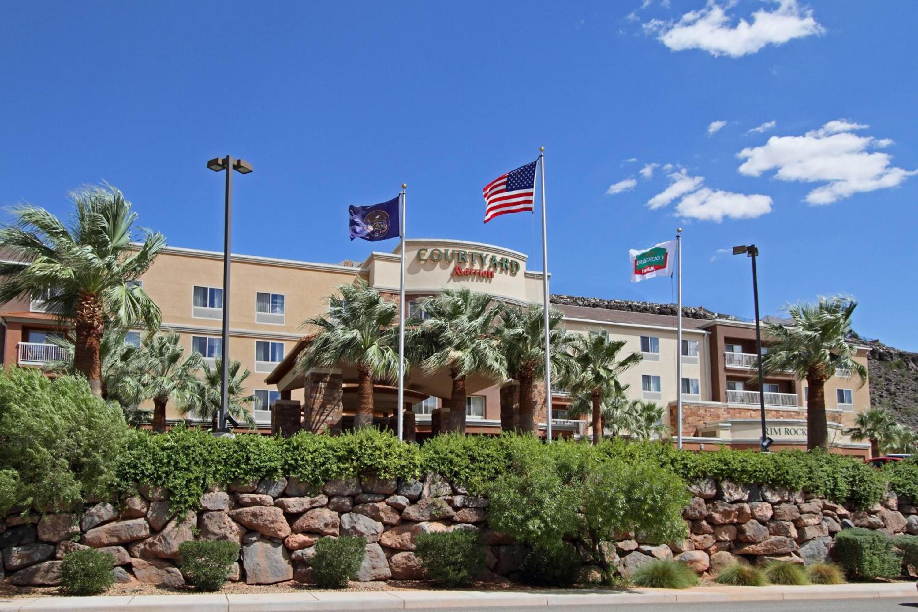 Hotel Courtyard by Marriott St. George - Image 1