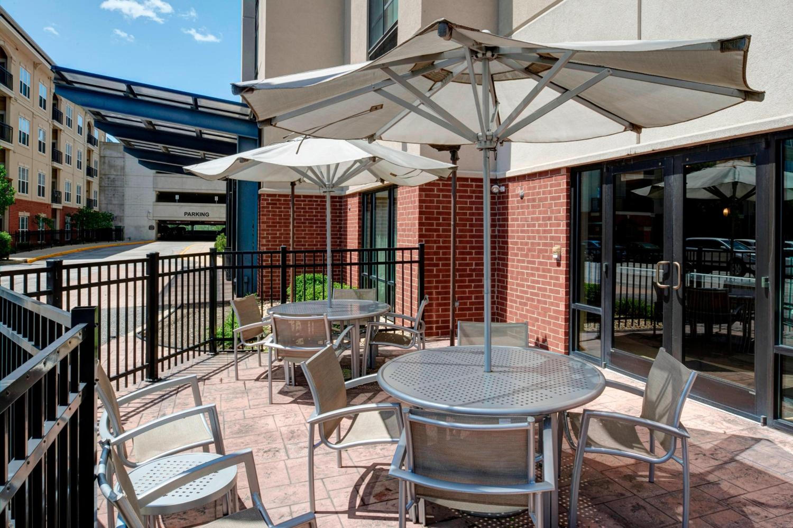 SpringHill Suites St. Louis Brentwood - Property Image 28