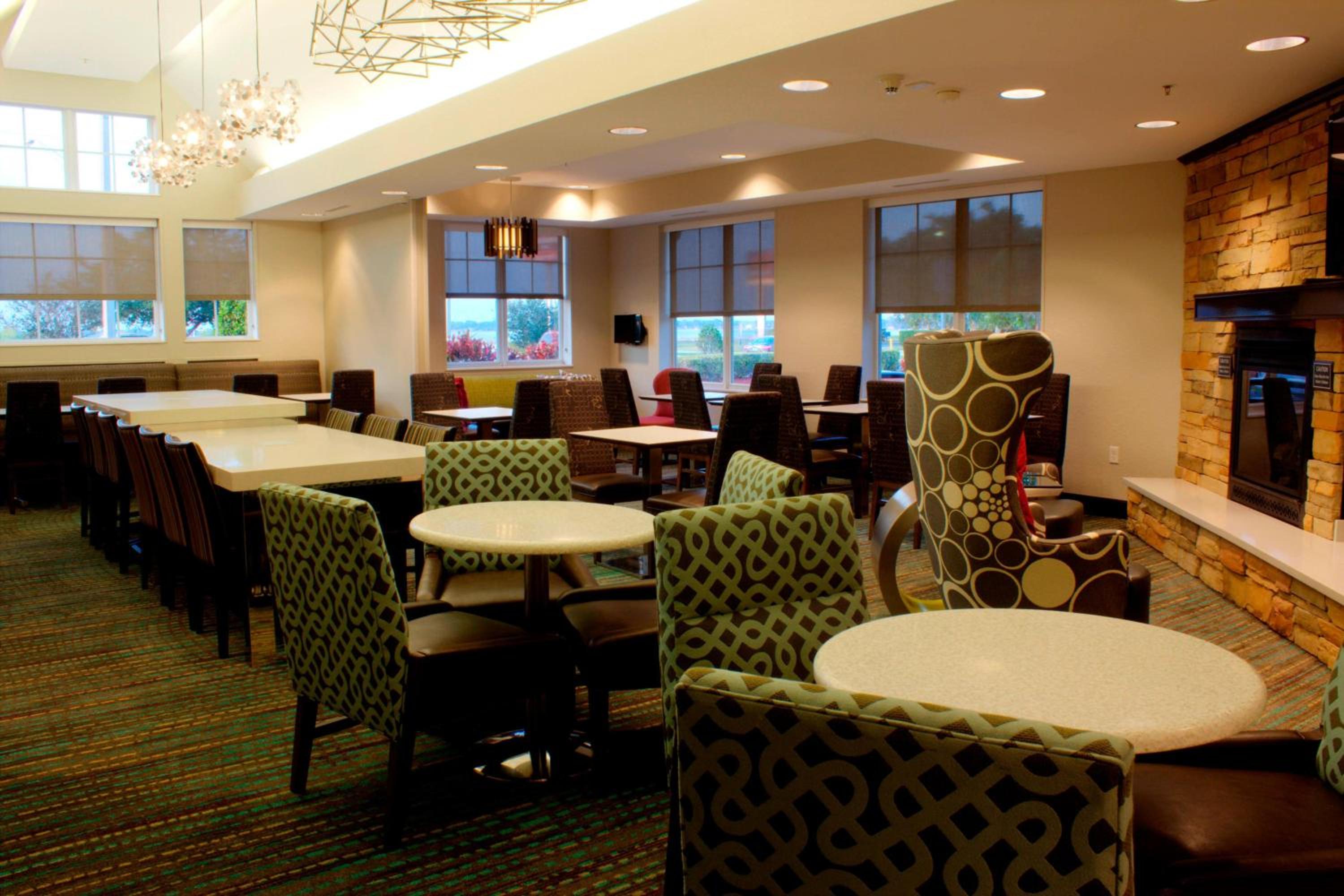 Sebring Vacations - Residence Inn by Marriott Sebring - Property Image 10