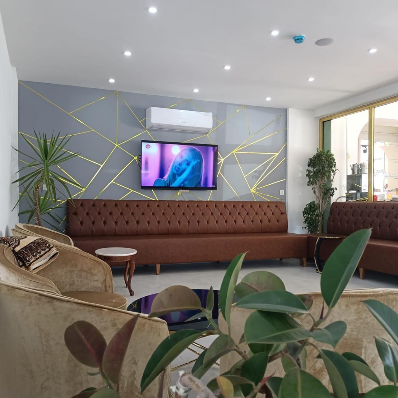 Far Life Hotel - Image 34