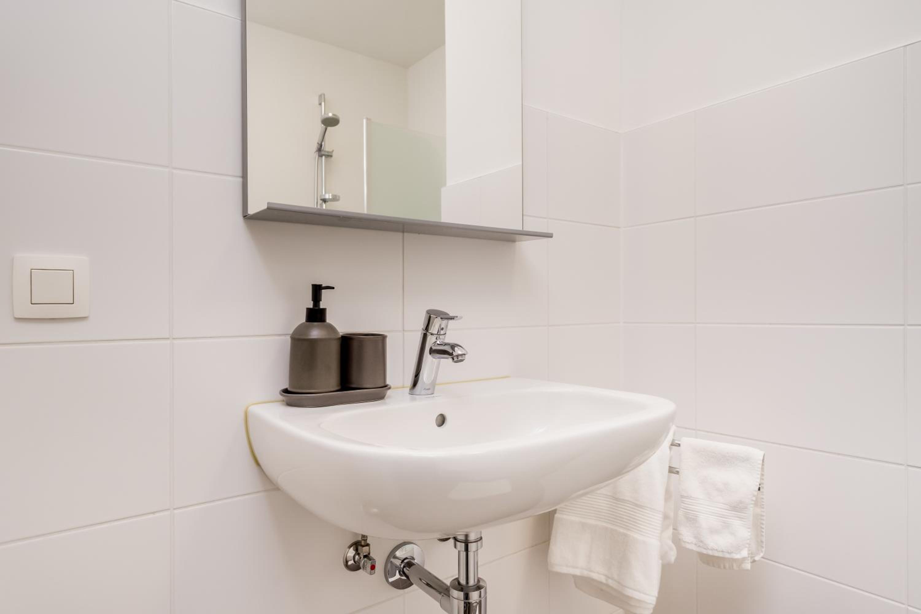 London Tower Apartments - Antwerp