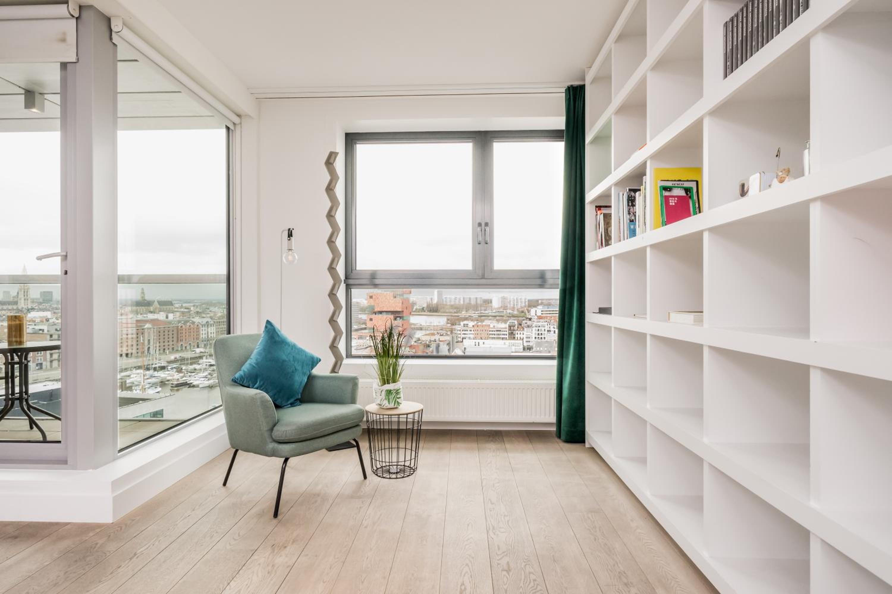 London Tower Apartments - Antwerp