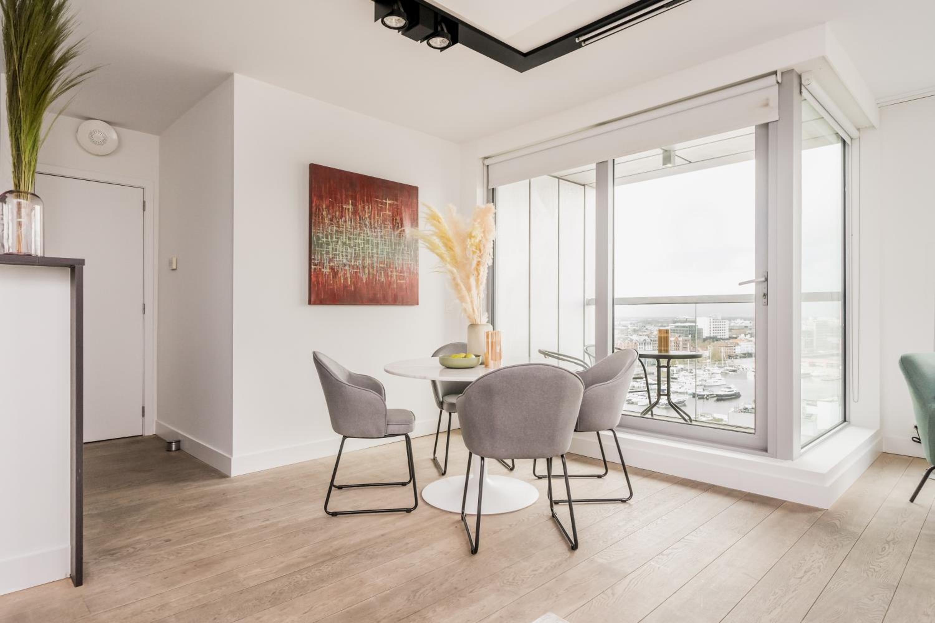 London Tower Apartments - Antwerp