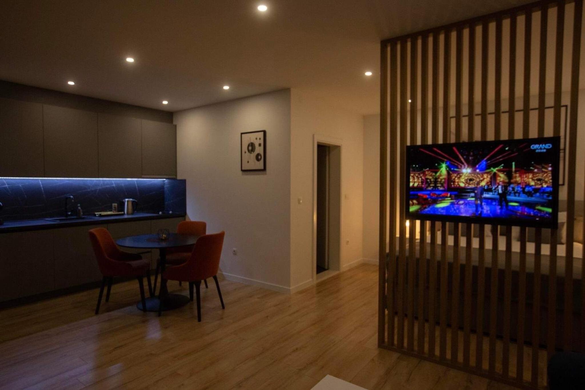Apartment Romansa