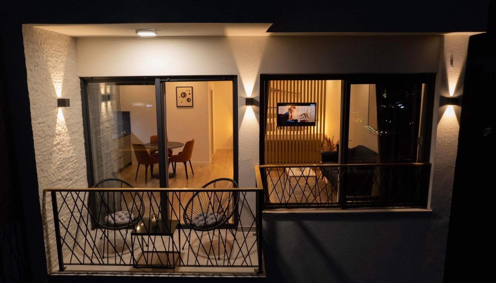 Apartment Romansa