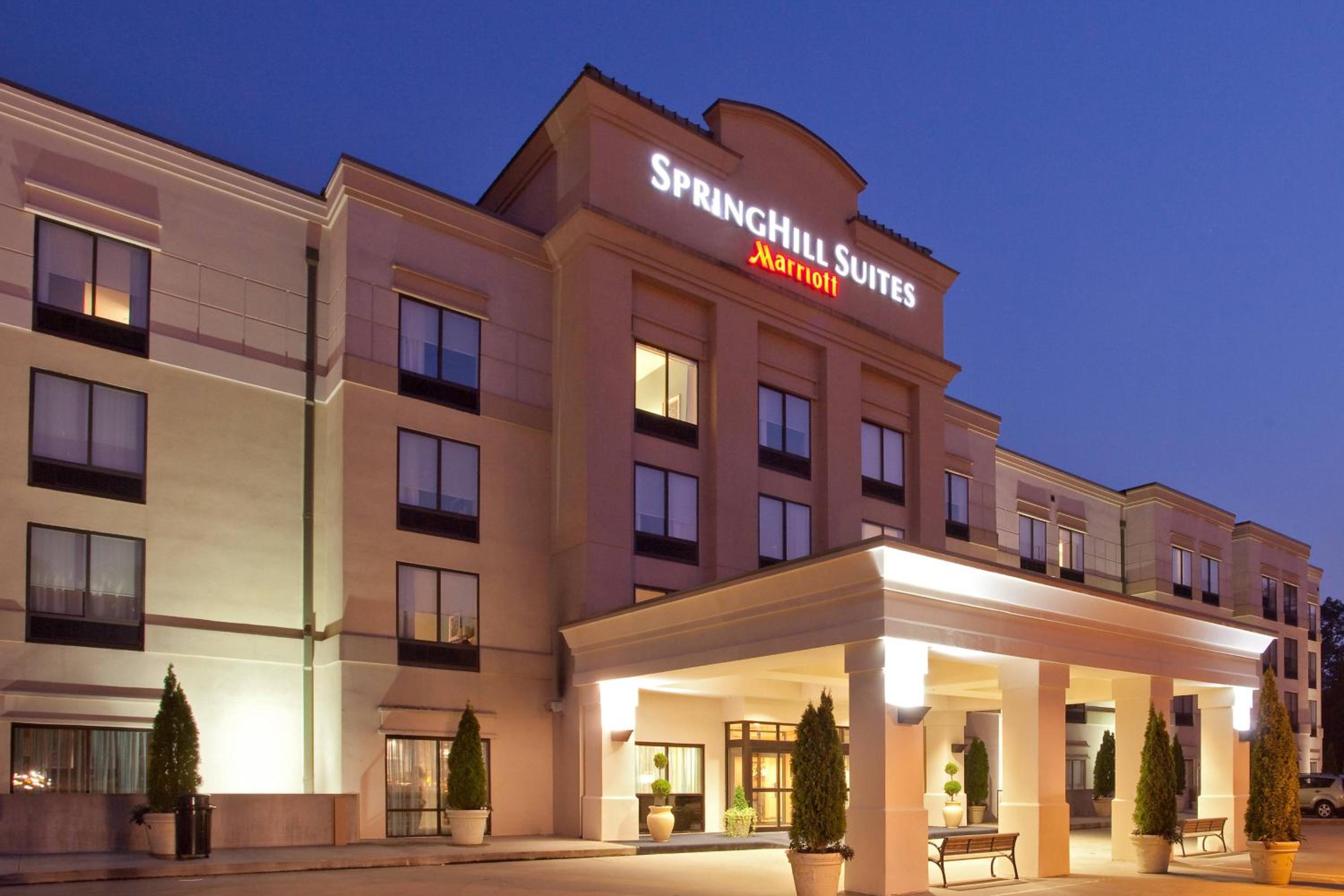 Hotel SpringHill Suites by Marriott Tarrytown Westchester County