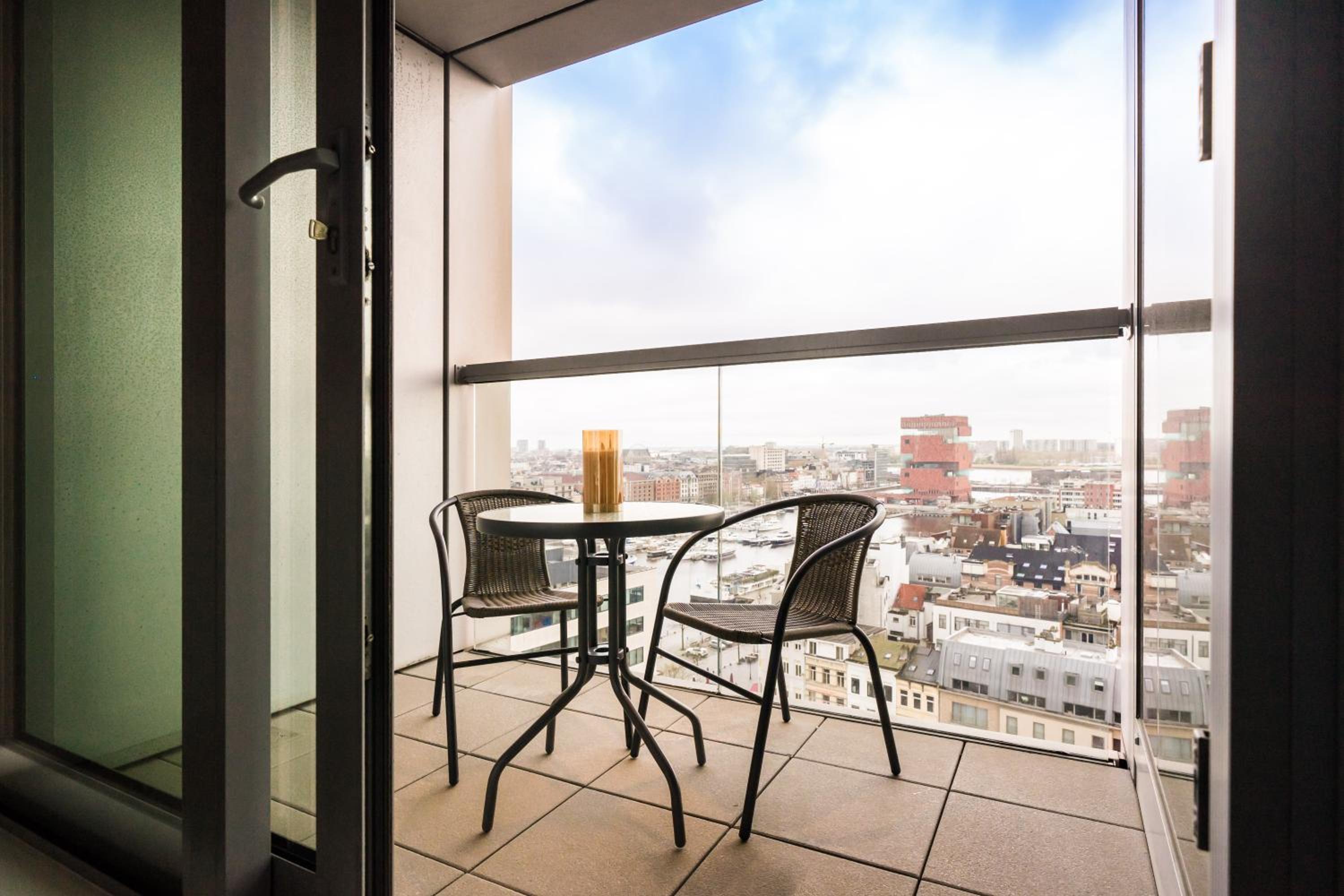 London Tower Apartments - Antwerp