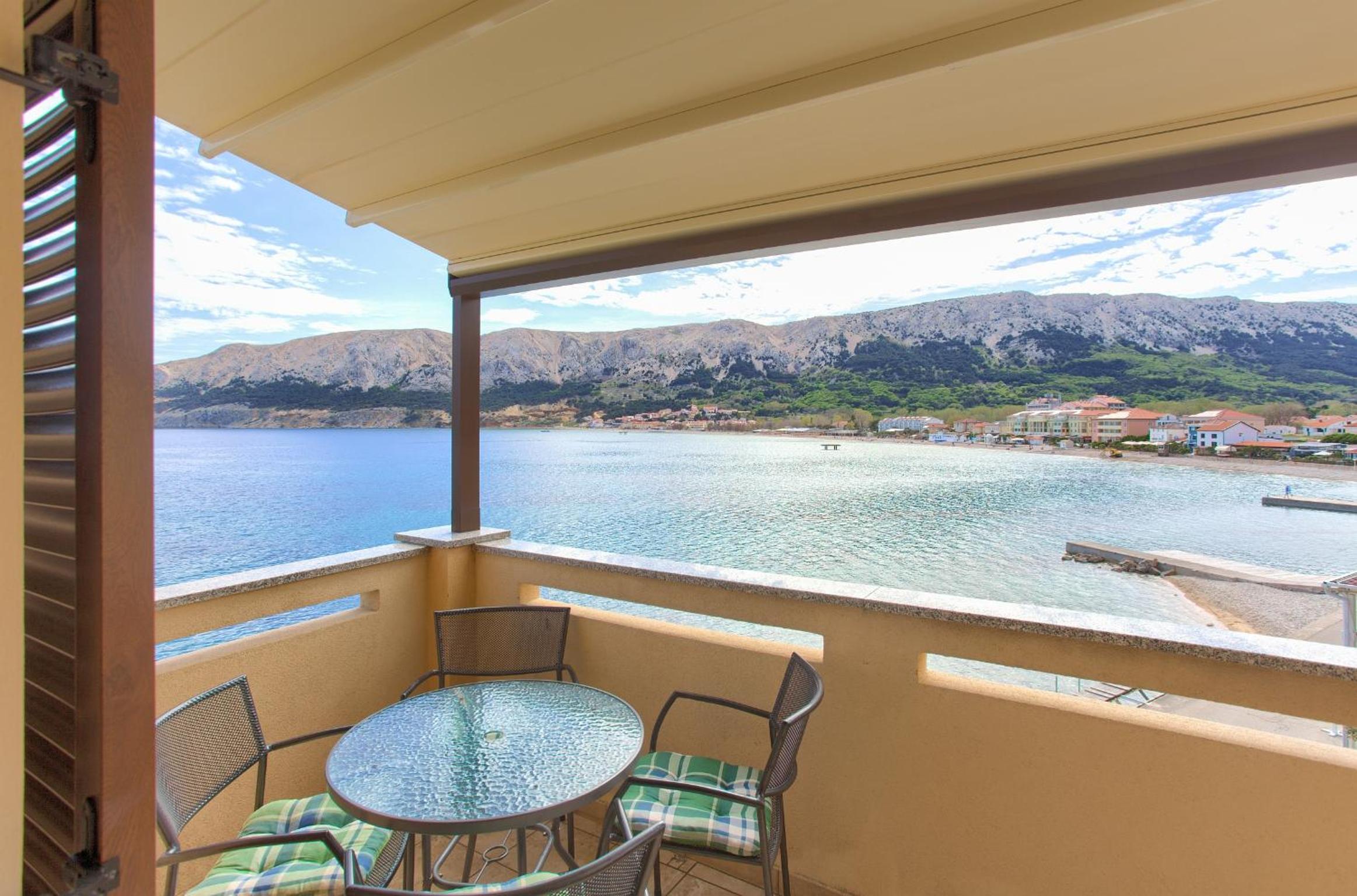 Apartment Frane view 4