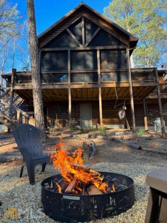 Hollow Tree Hideaway Coosawattee River Resort - FREE ticket for each night of your stay view 4