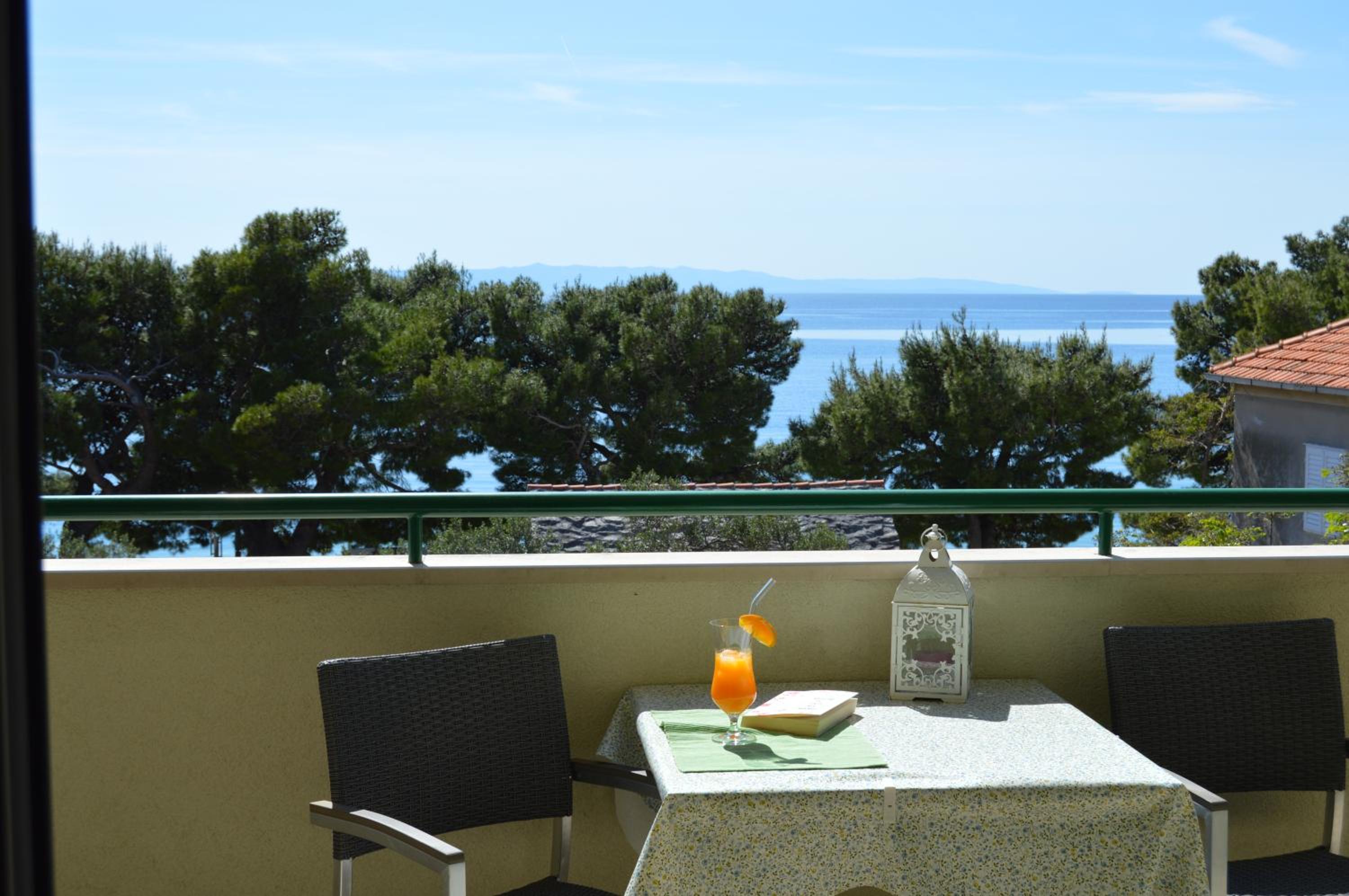 Rooms & Apartments Villa Anka view 2