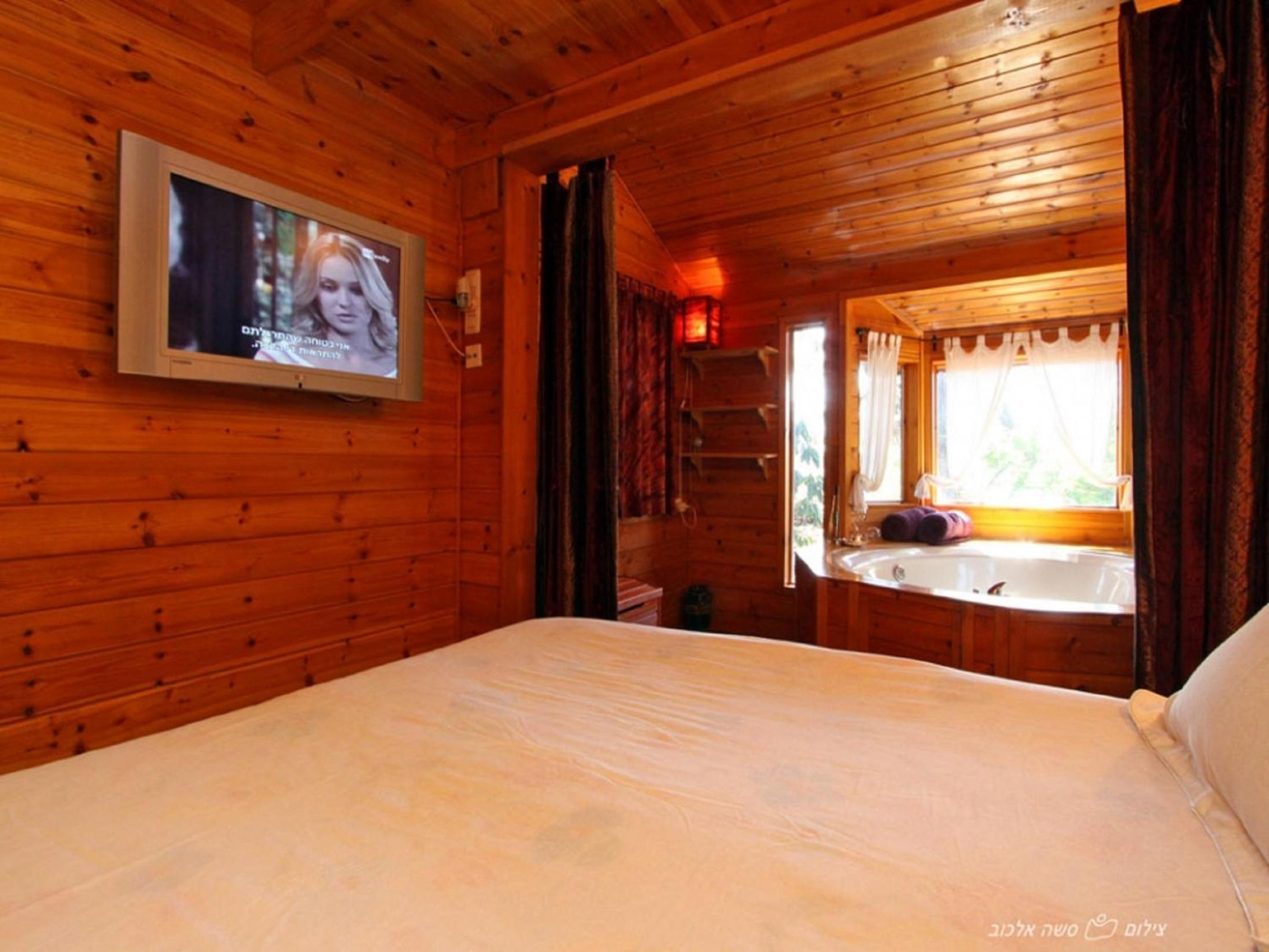 Photo 13
