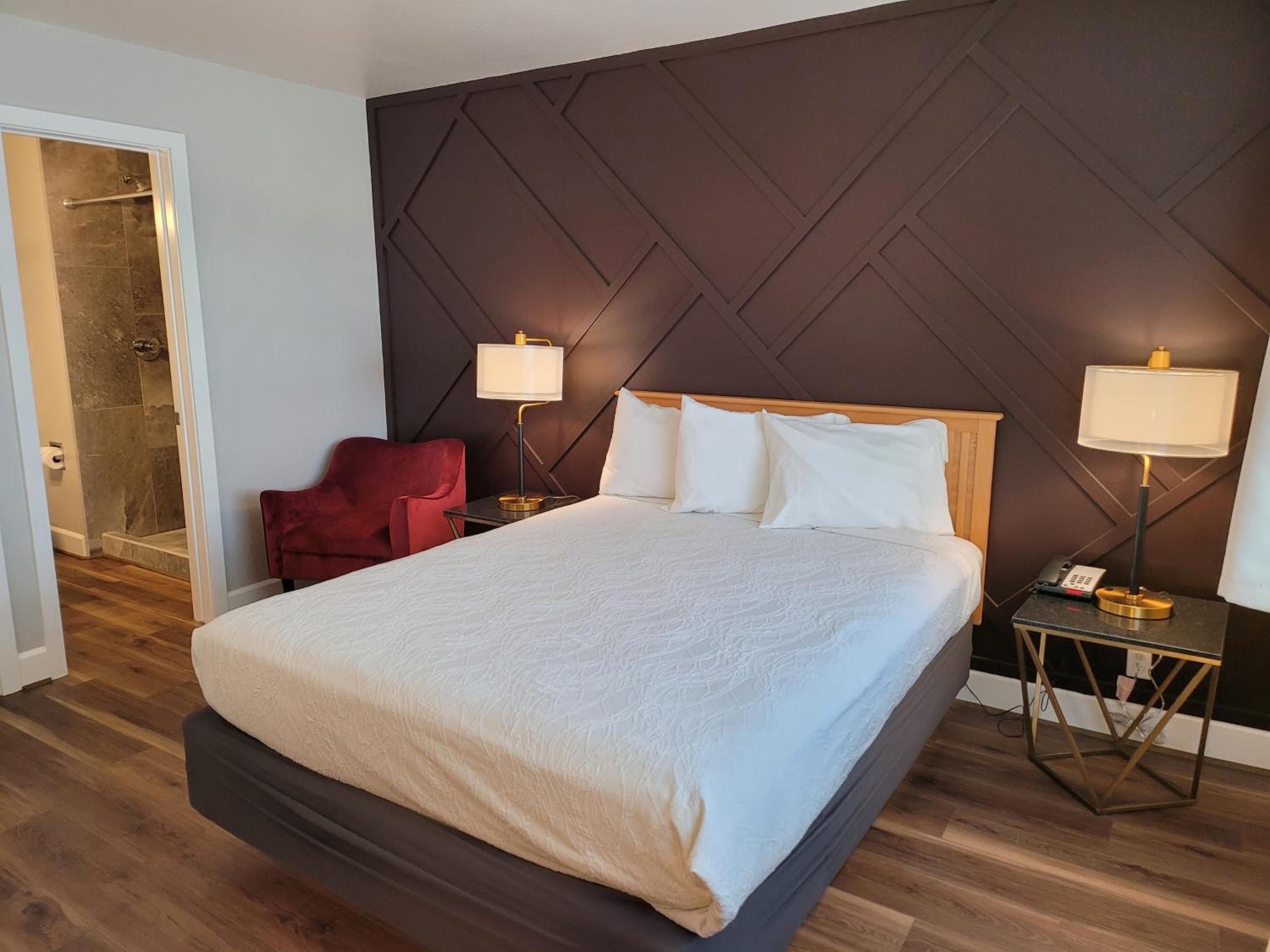 Baker City Vacations - Bridge Street Inn - Property Image 58