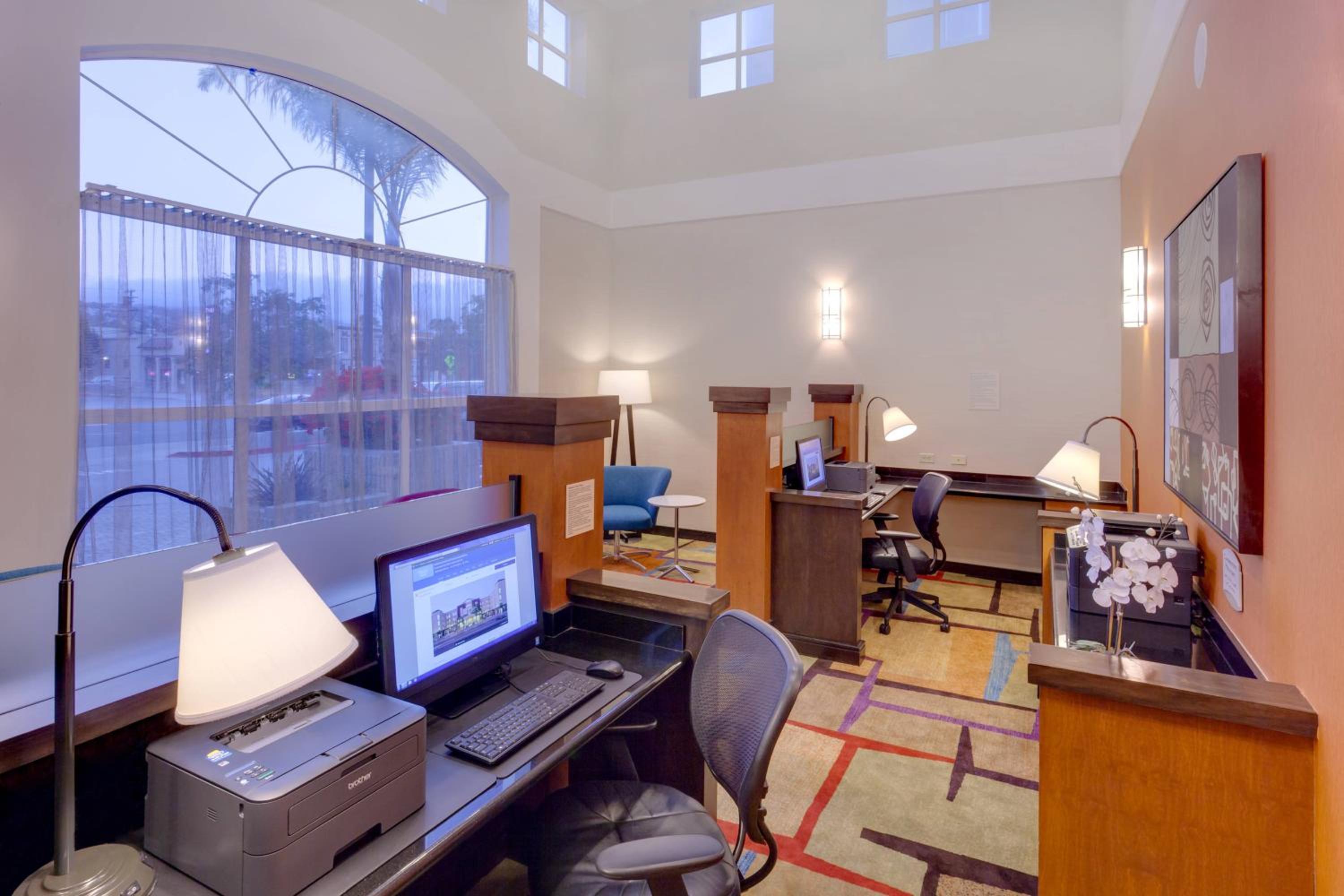 Fairfield Inn  Suites by Marriott San Francisco Airport - Property Image 8