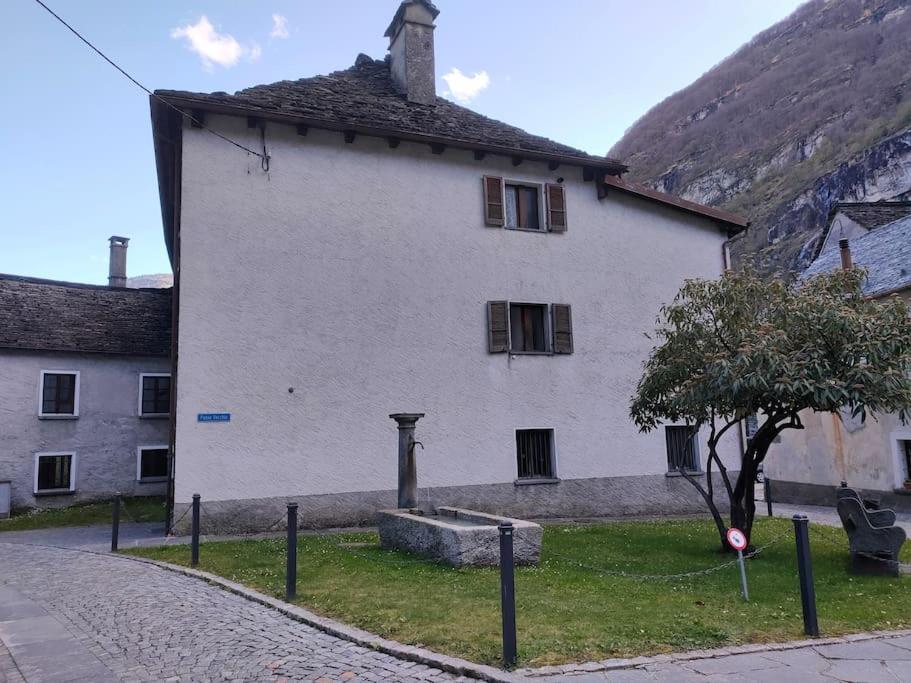 Armonia edificio storico del 1563.