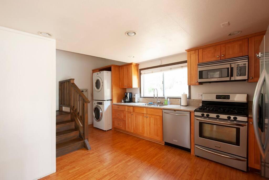 30 PCT OFF!! Limited Time! Malibu Serene Cottage with King Bed, Near Beach Hiking Trails Central Malibu - Property Image 12