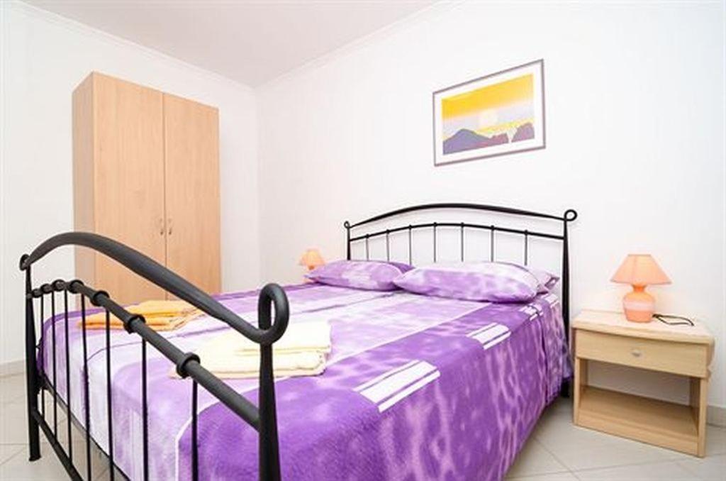 Apartments Baltazar with Sea View&Jacuzzi