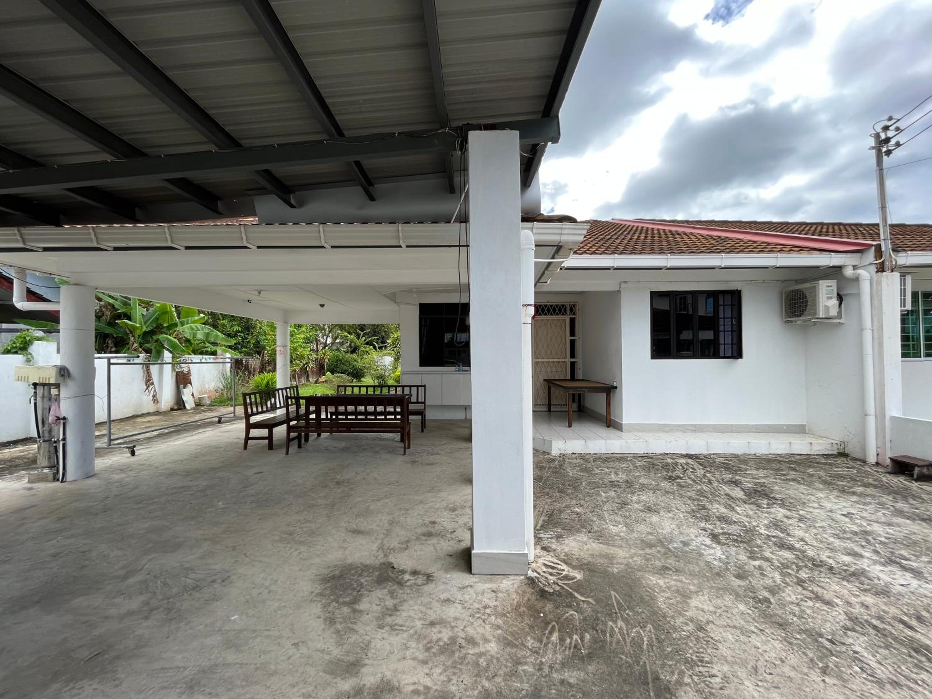 Joyful homestay Miri