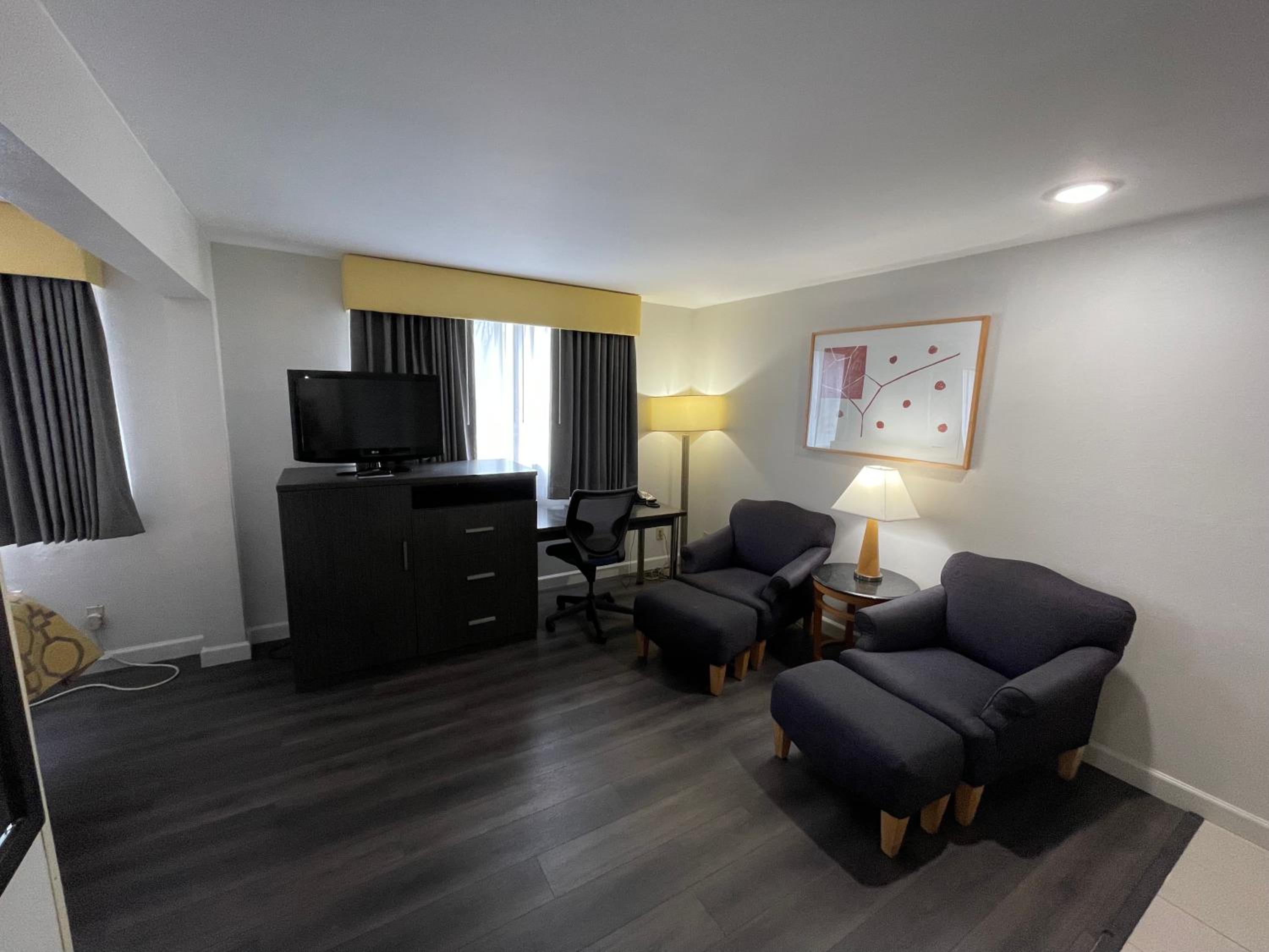 Baymont by Wyndham Branford/New Haven - Property Image 9
