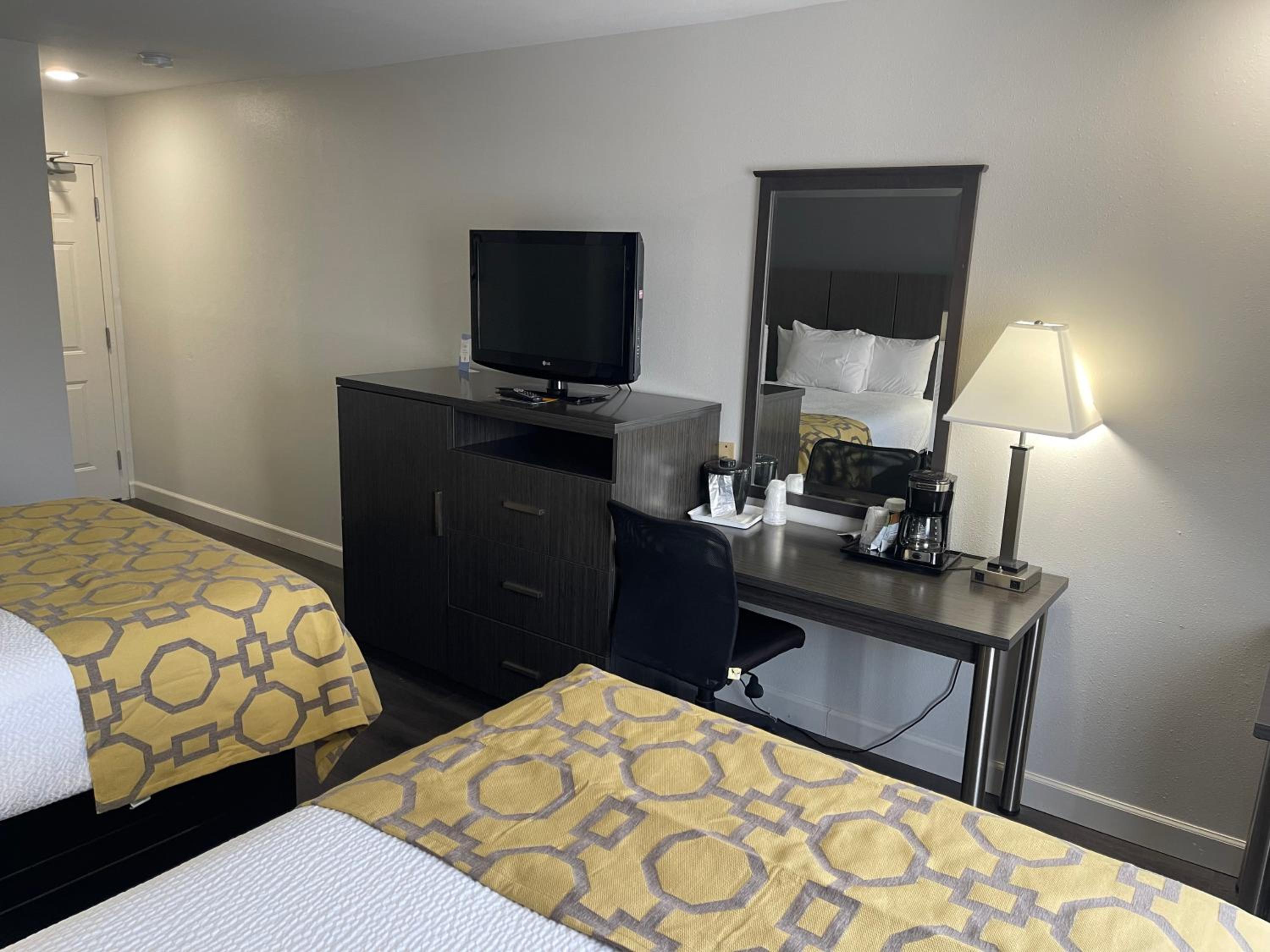 Baymont by Wyndham Branford/New Haven - Property Image 12