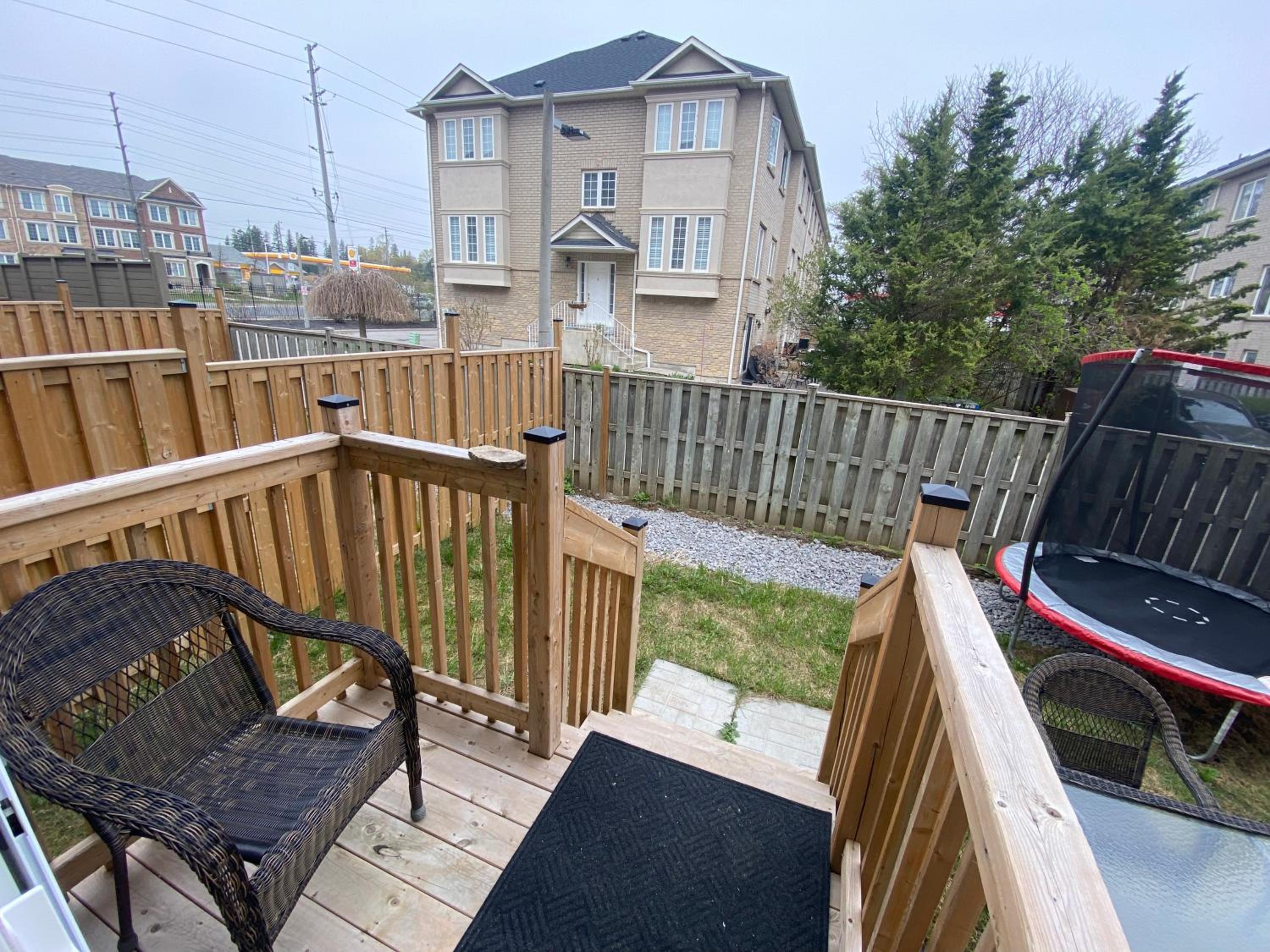 2 bedroom with 2 ensuites Unit in Richmond Hill