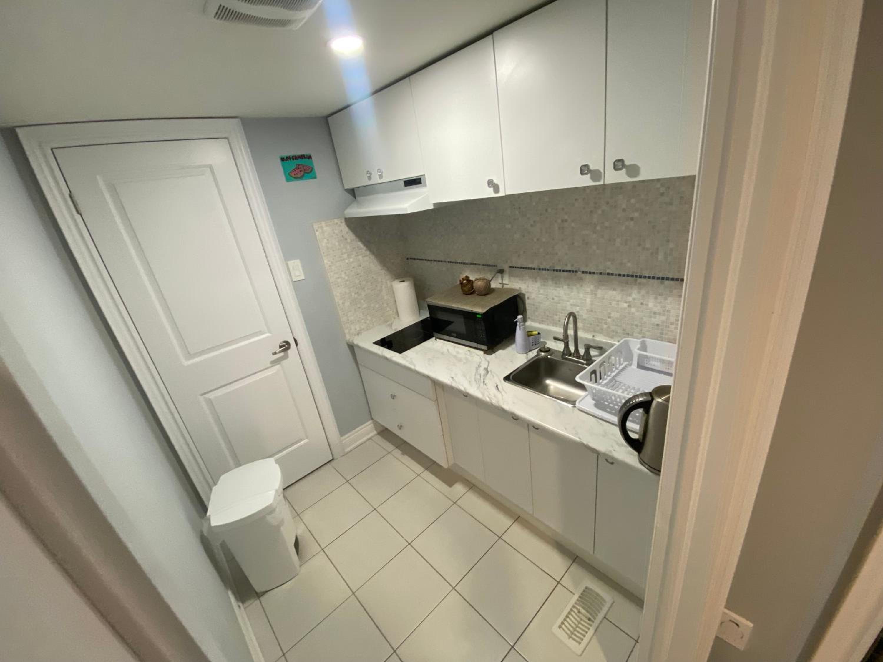 2 bedroom with 2 ensuites Unit in Richmond Hill