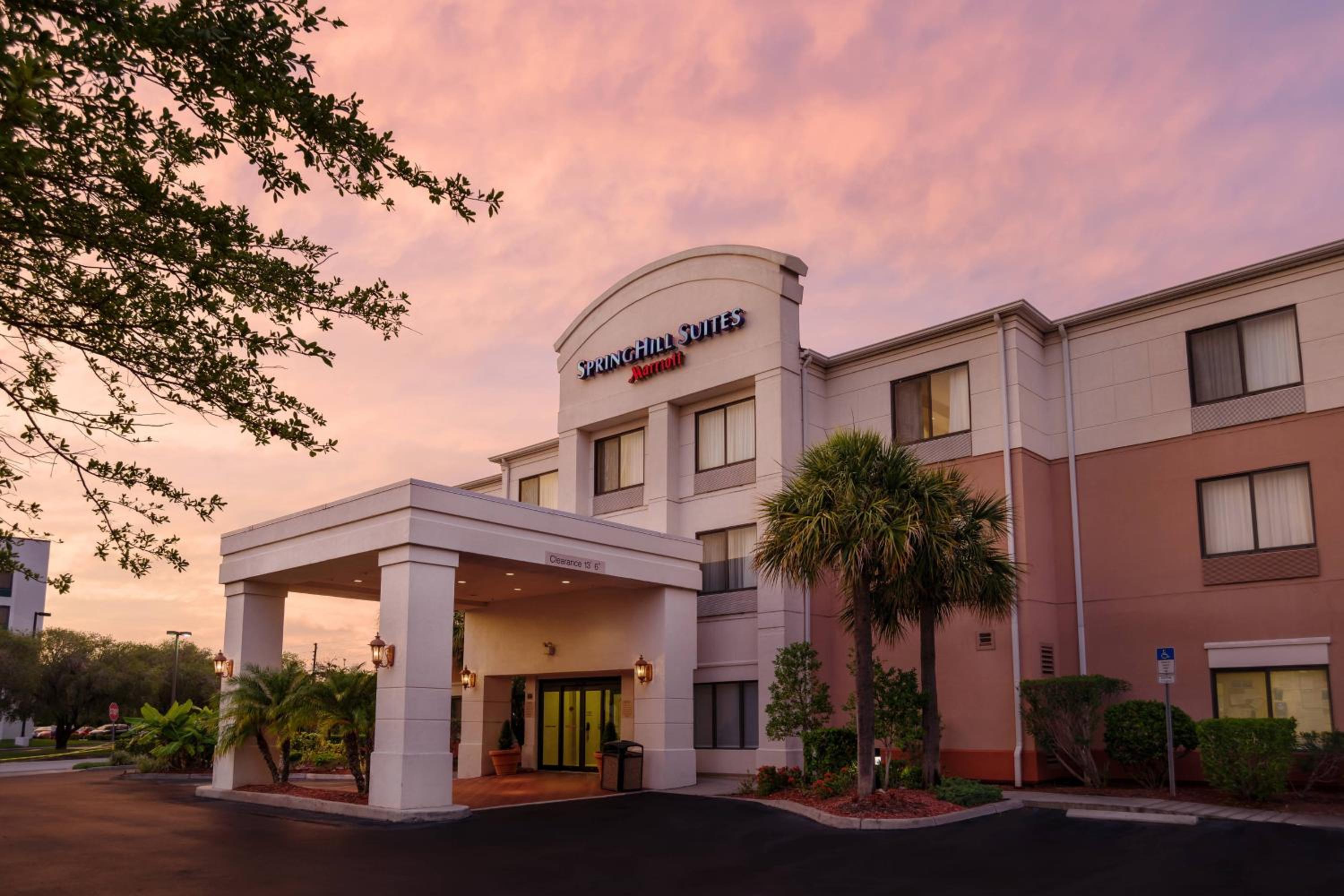 Hotel SpringHill Suites by Marriott St. Petersburg Clearwater