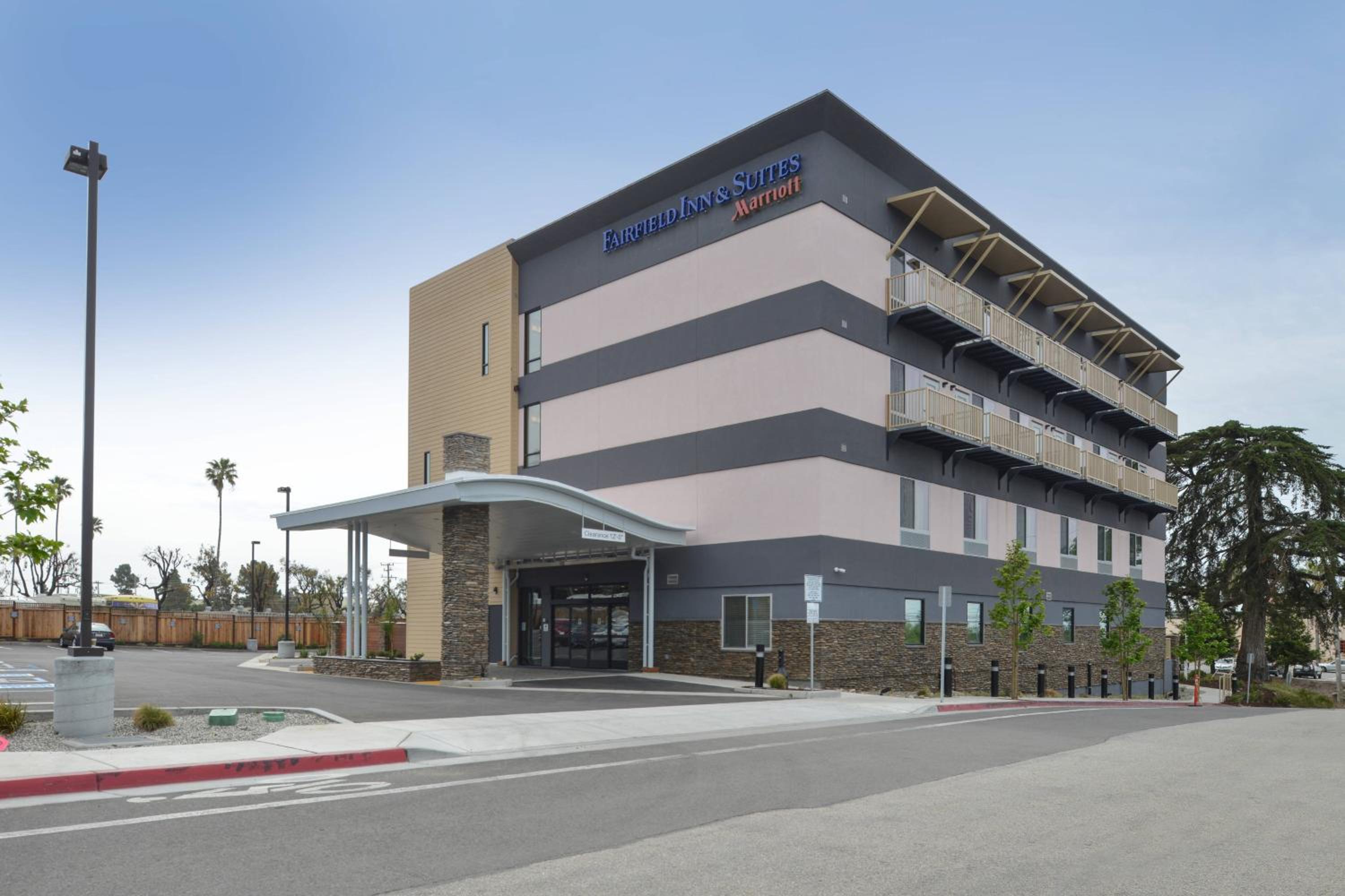 Hotel Fairfield Inn & Suites Santa Cruz
