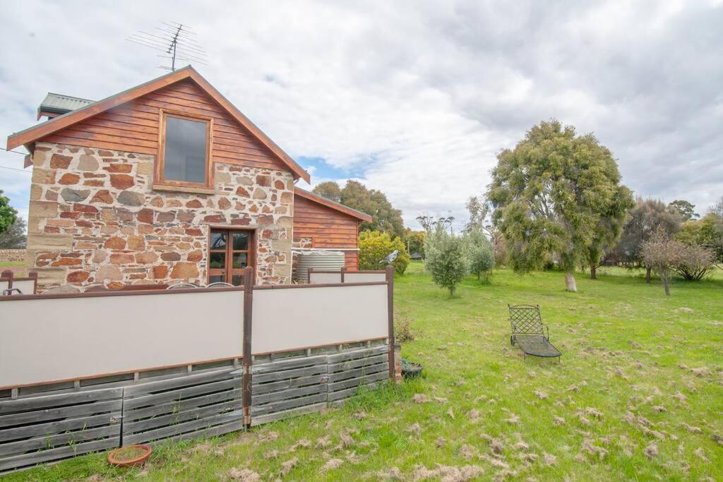 The Blacksmith's Cottage at Lisdillon Vineyard