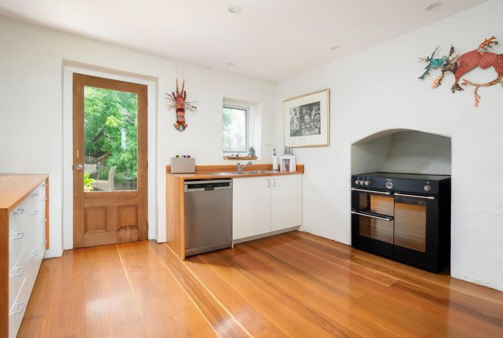 Heritage Coach House - Lisdillon - Waterfront