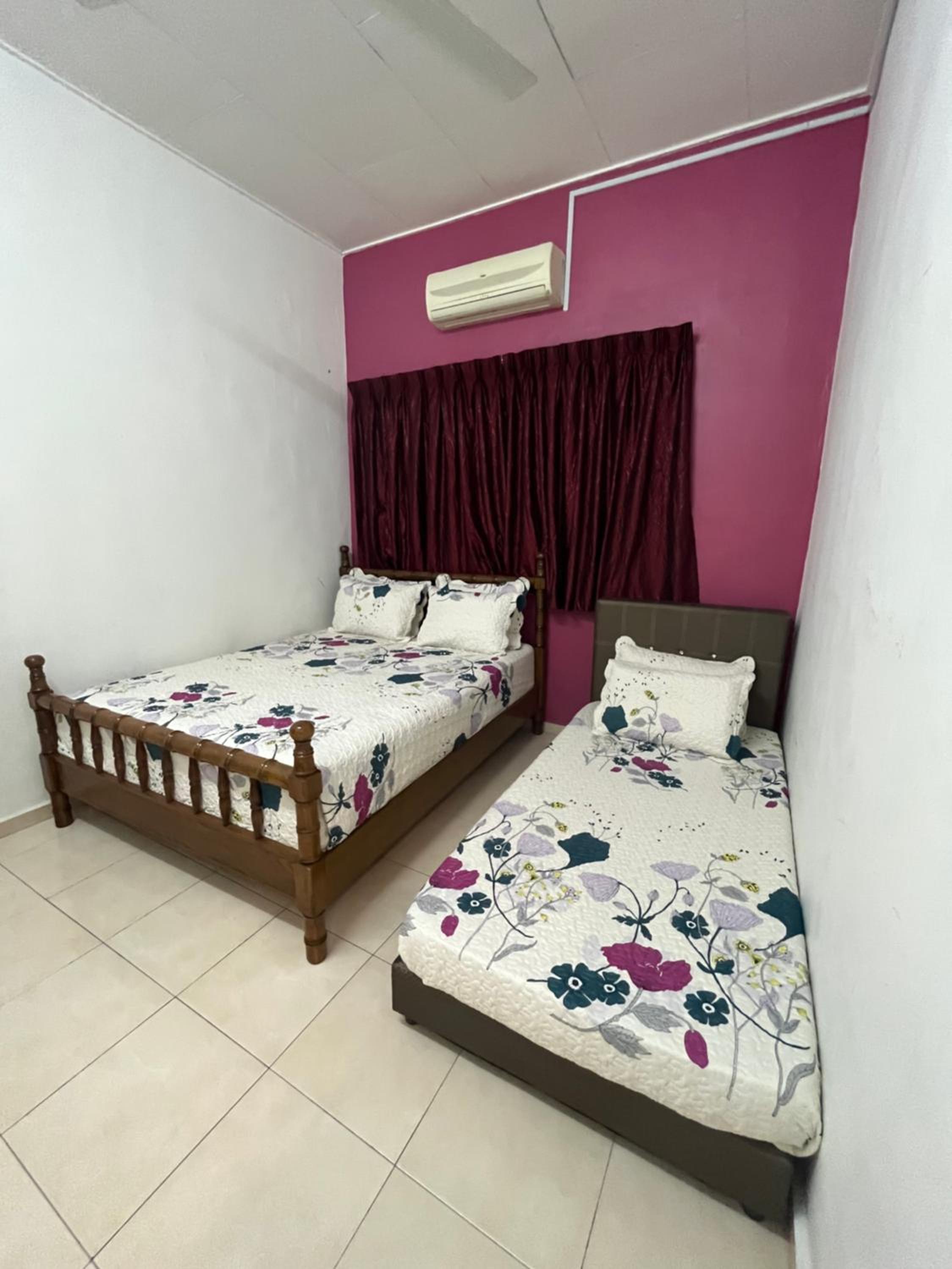 NAJIHAH HOMESTAY